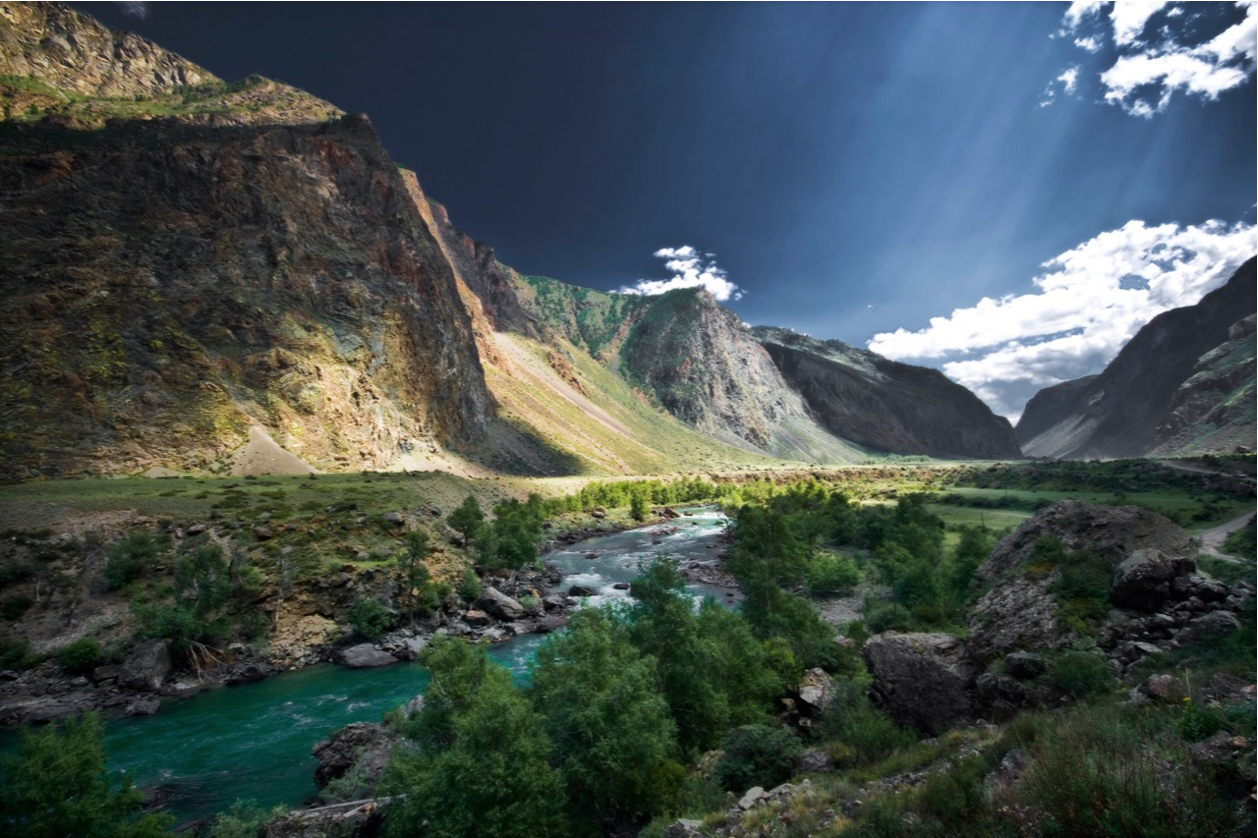 Долина реки. Чулышманская Долина горный Алтай. Долина реки Чулышман Алтай. Каньон Чулышман горный Алтай. Долина Челушман.