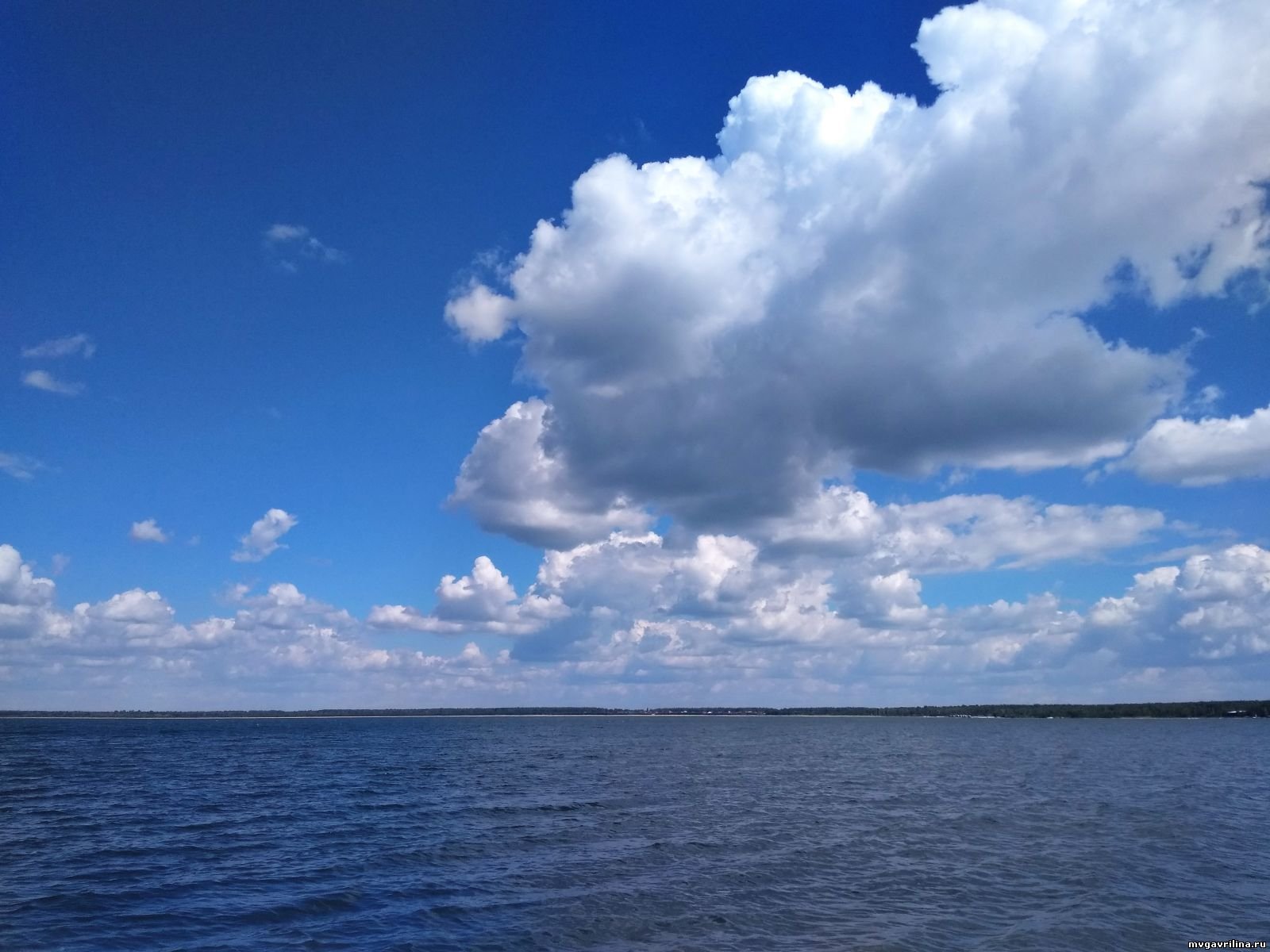 Озеро сугояк челябинская. Сугояк 2. Сугояк 2 Челябинская область. Поселок Лазурный озеро Сугояк.