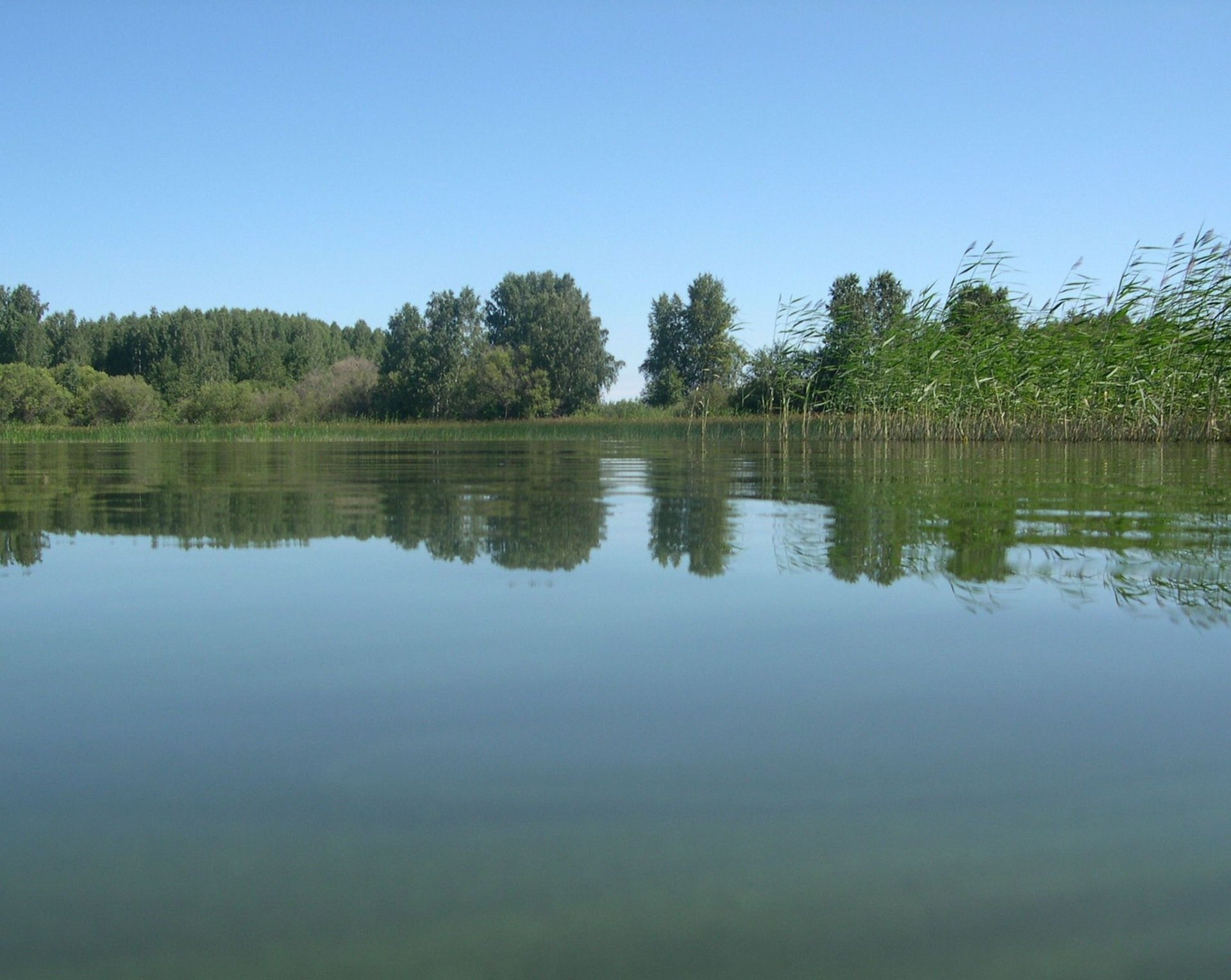 Озеро большие касли челябинская область. Озеро большие Касли. Озеро малые Касли Челябинская. Озеро большое Касли.