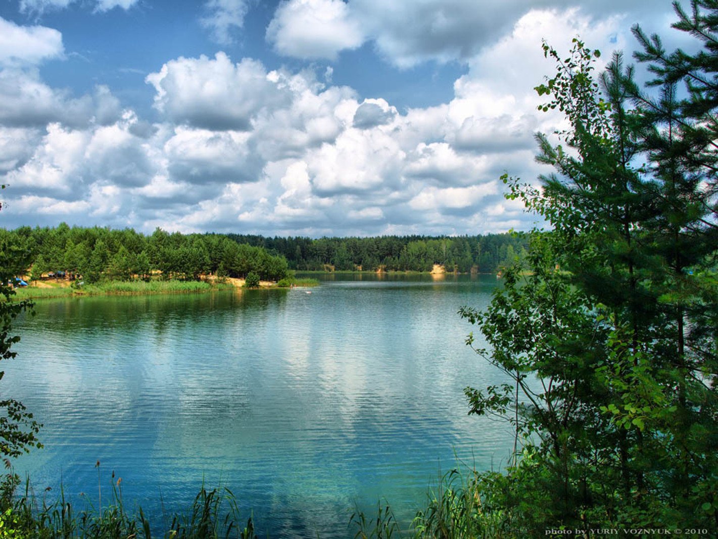 Голубых озерах курган. Голубые озера Курган. Голубое озеро в Ленинградской области. Голубое озеро Воскресенский район. Озеро голубое Низино.