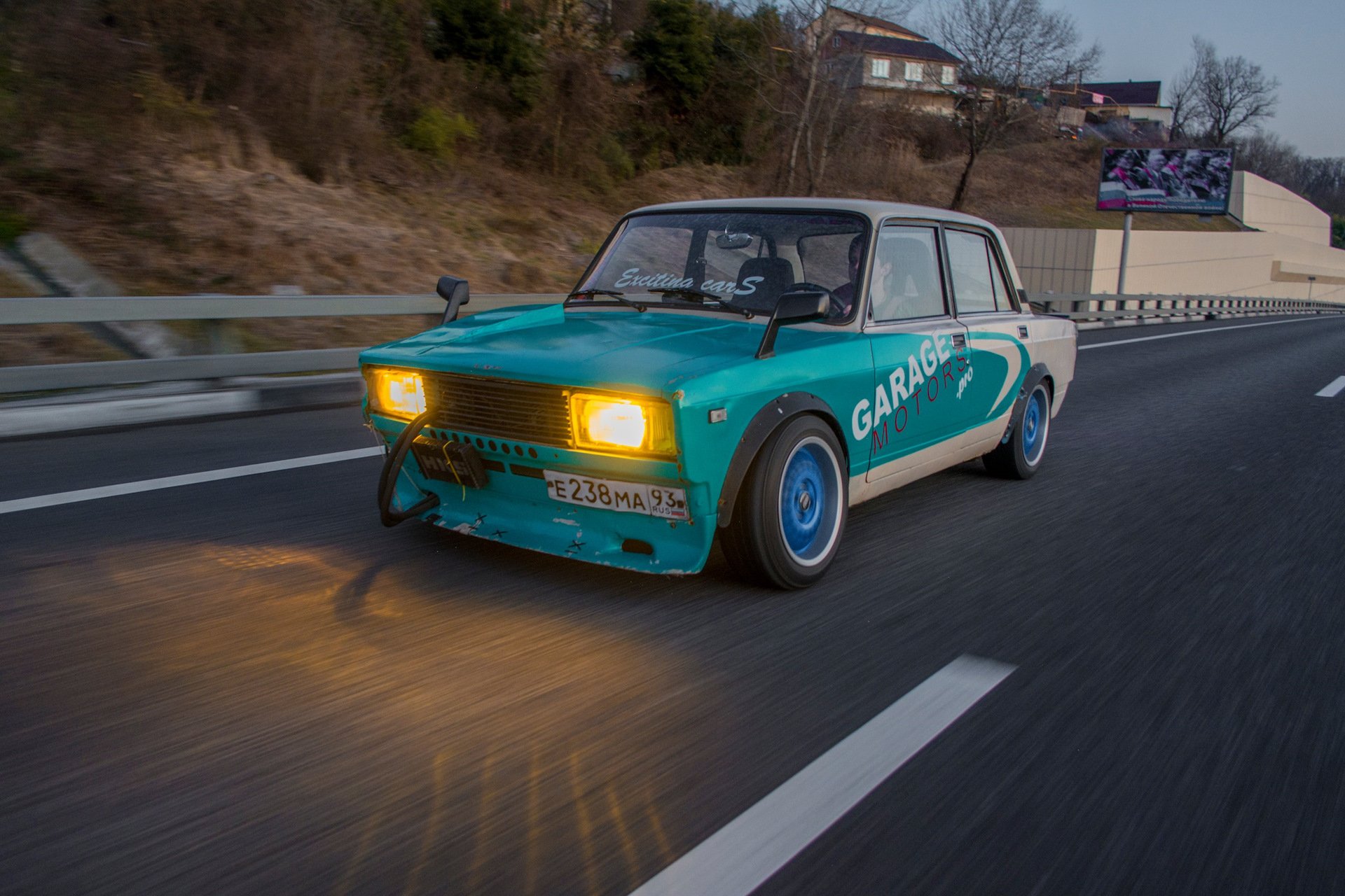 Жига стиль. ВАЗ 2107 Shakotan. ВАЗ 2105 дрифт Боевая классика. ВАЗ 2105 дрифт стенс. ВАЗ 2107 стенс дрифт.