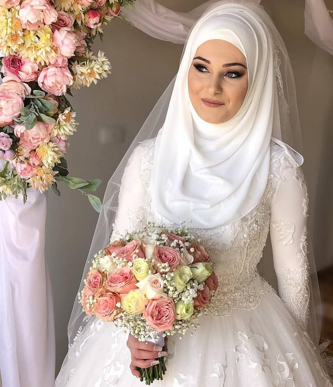 Мусульманская невеста. Келин фата xijab. Фатаи аруси. Фатаи аруси 2022. Фатаи аруси мусульманский.