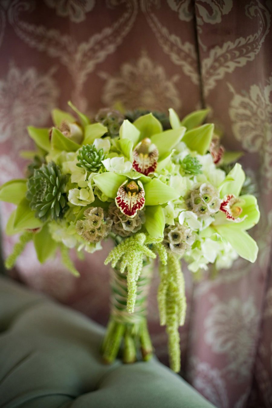 Букет невесты из орхидеи Цимбидиум