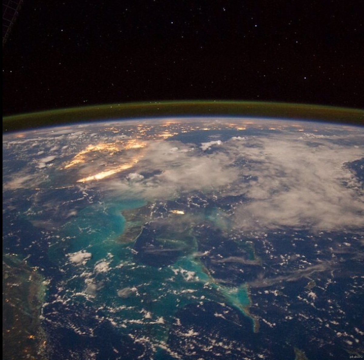 Плоская земля вид из космоса
