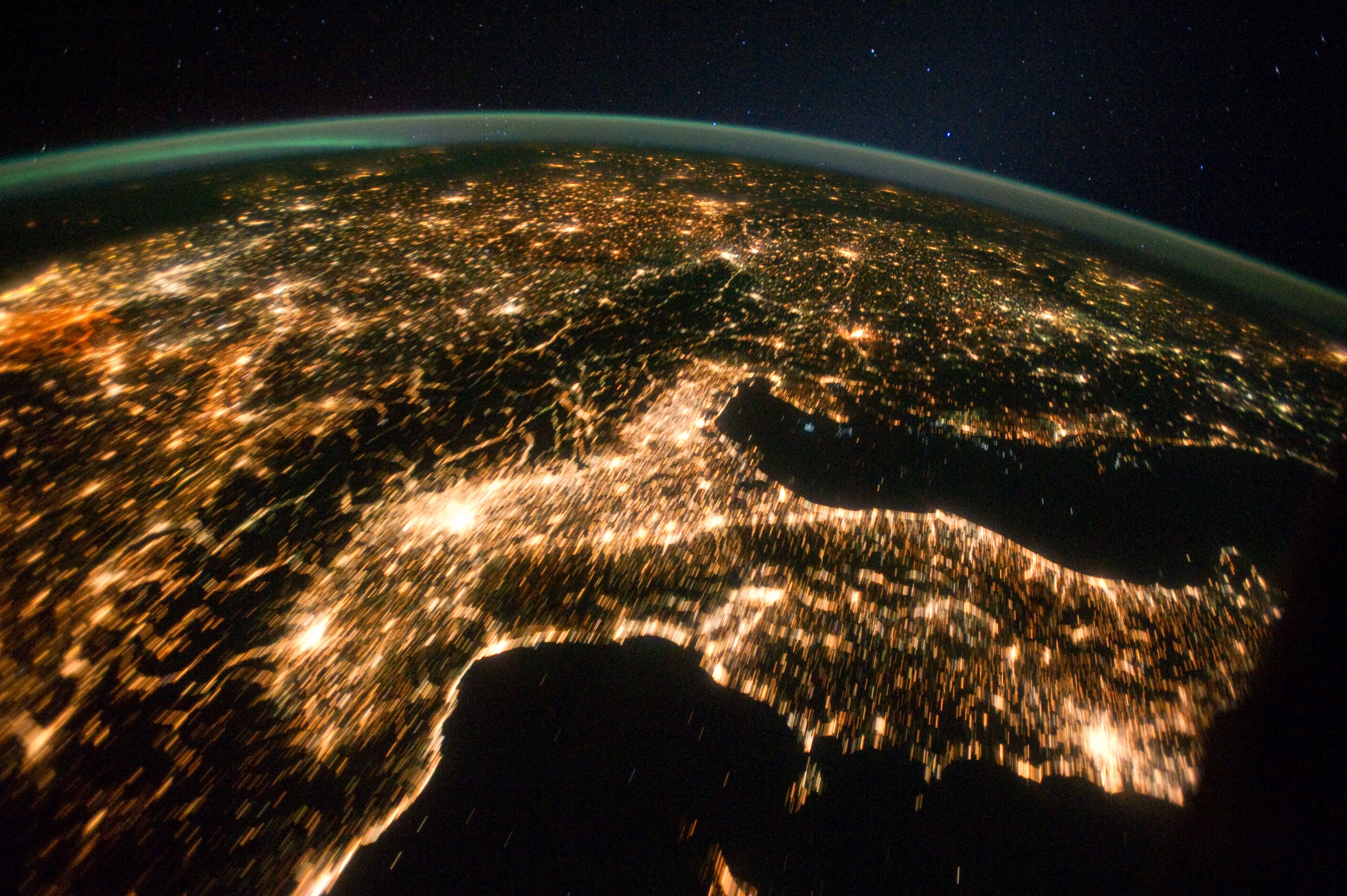 Земля из космоса слова. NASA снимки со спутника NASA. О земле и космосе. Земля из космоса. Вид ночной земли из космоса.
