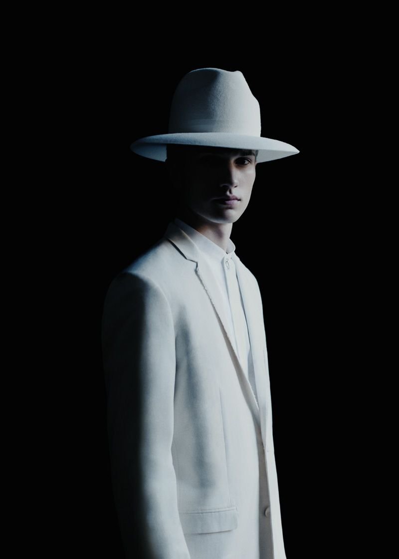 Мужские образы для фотосессии в студии