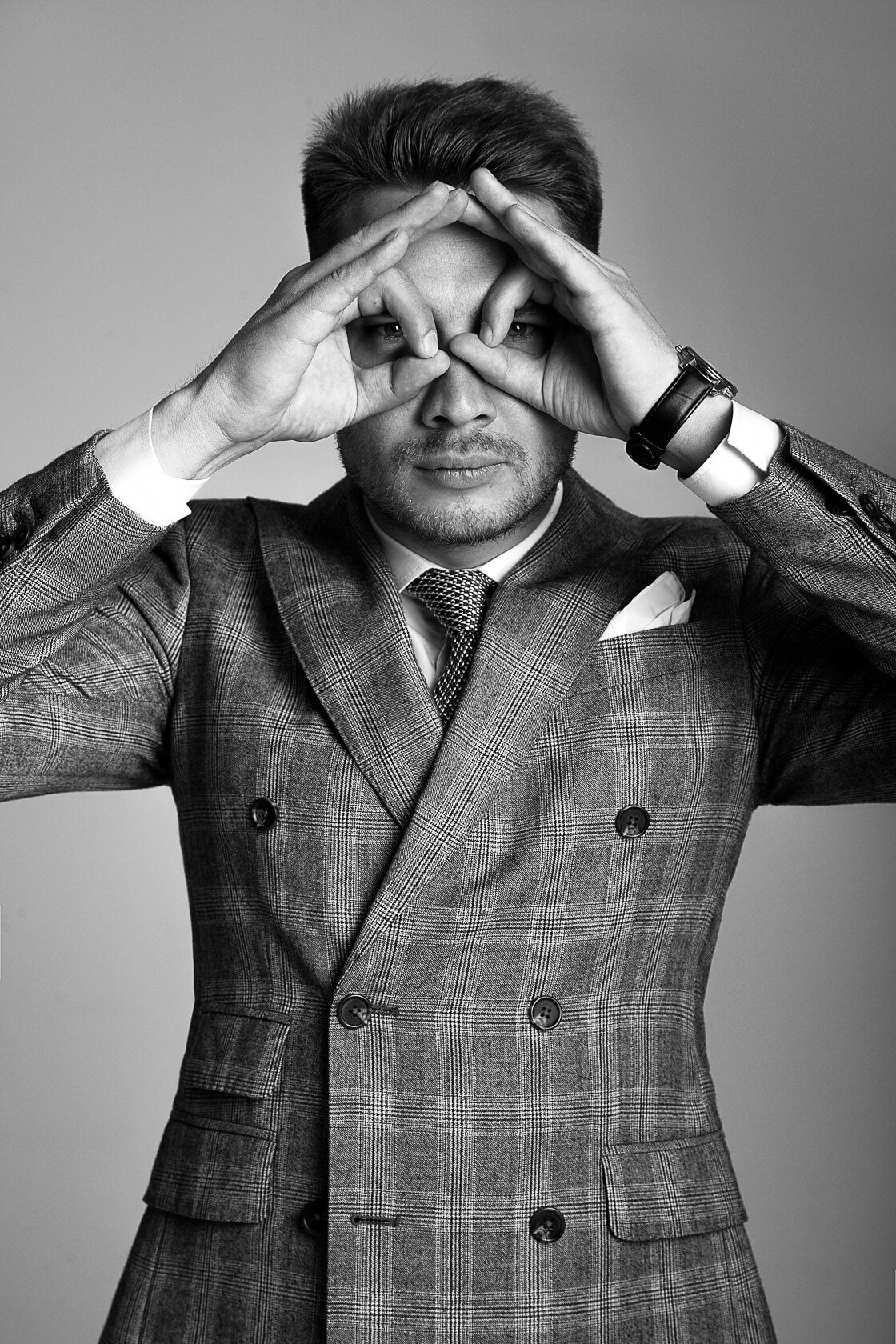 Дэвид Ганди селфи