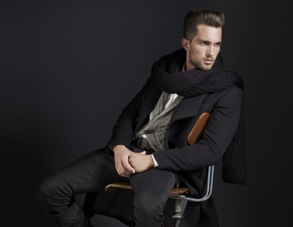 Минималистичный мужской портрет