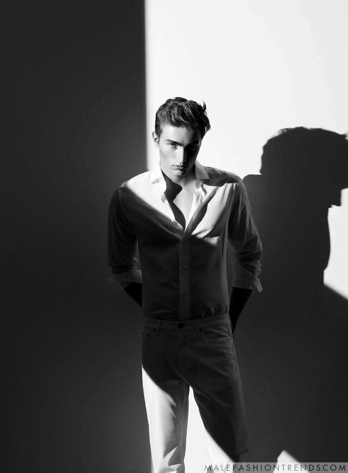 Мужской портрет чб