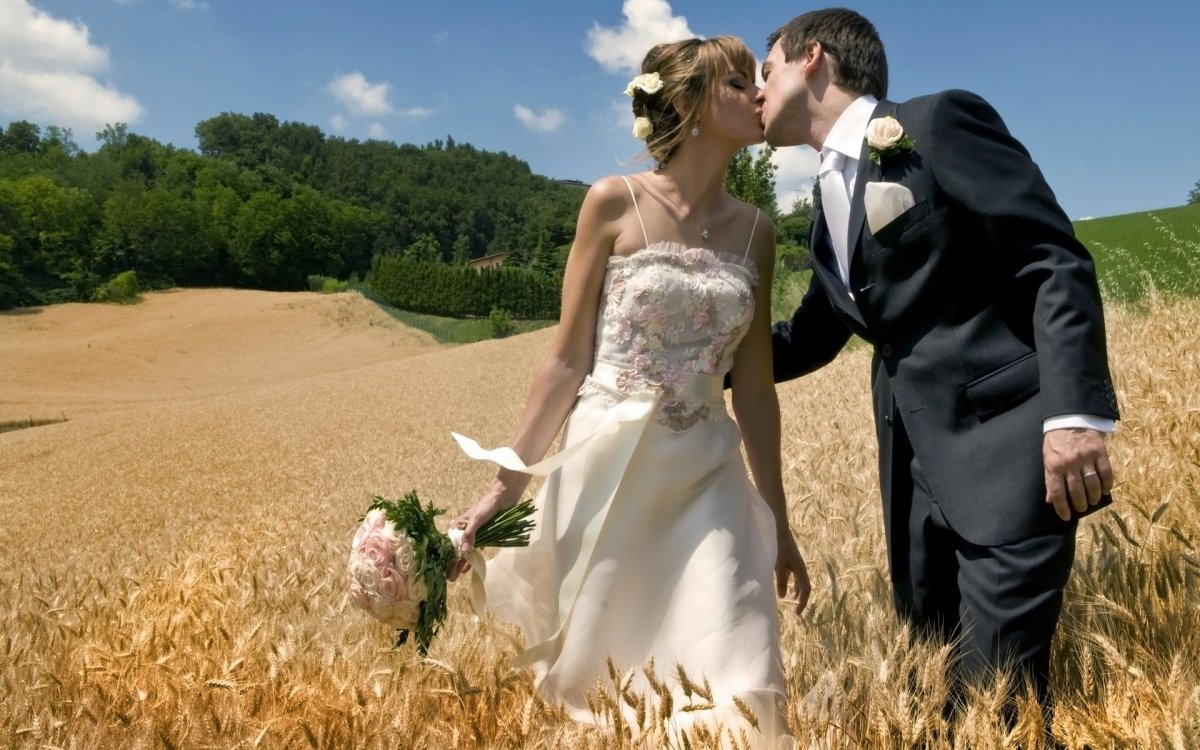 Невеста в поле