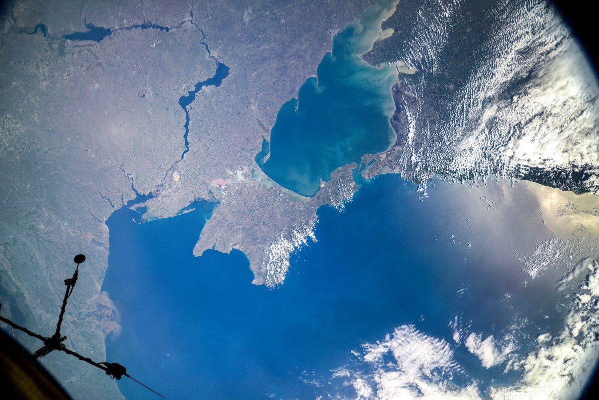 Черное море вид с космоса