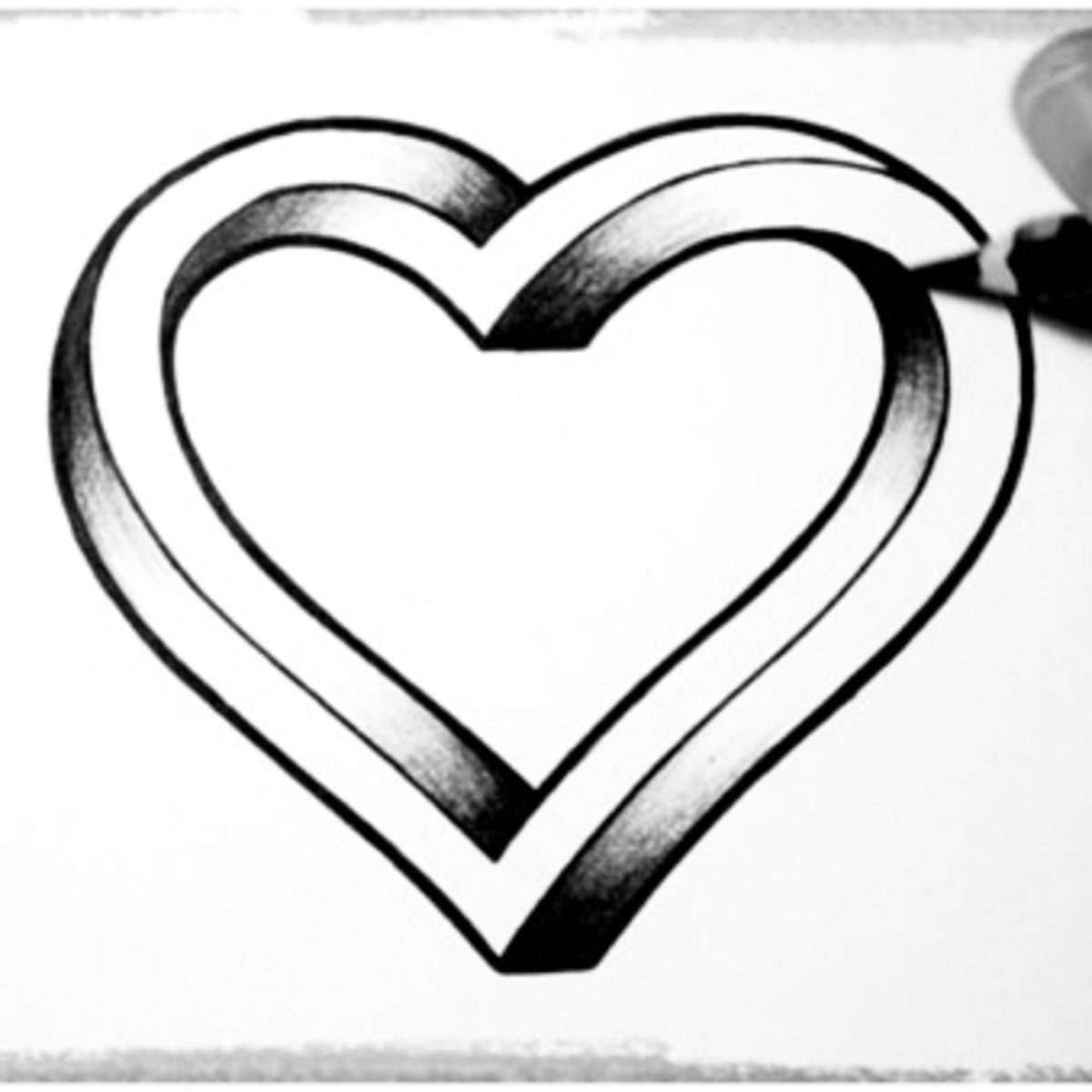 Сердце рисунок карандашом