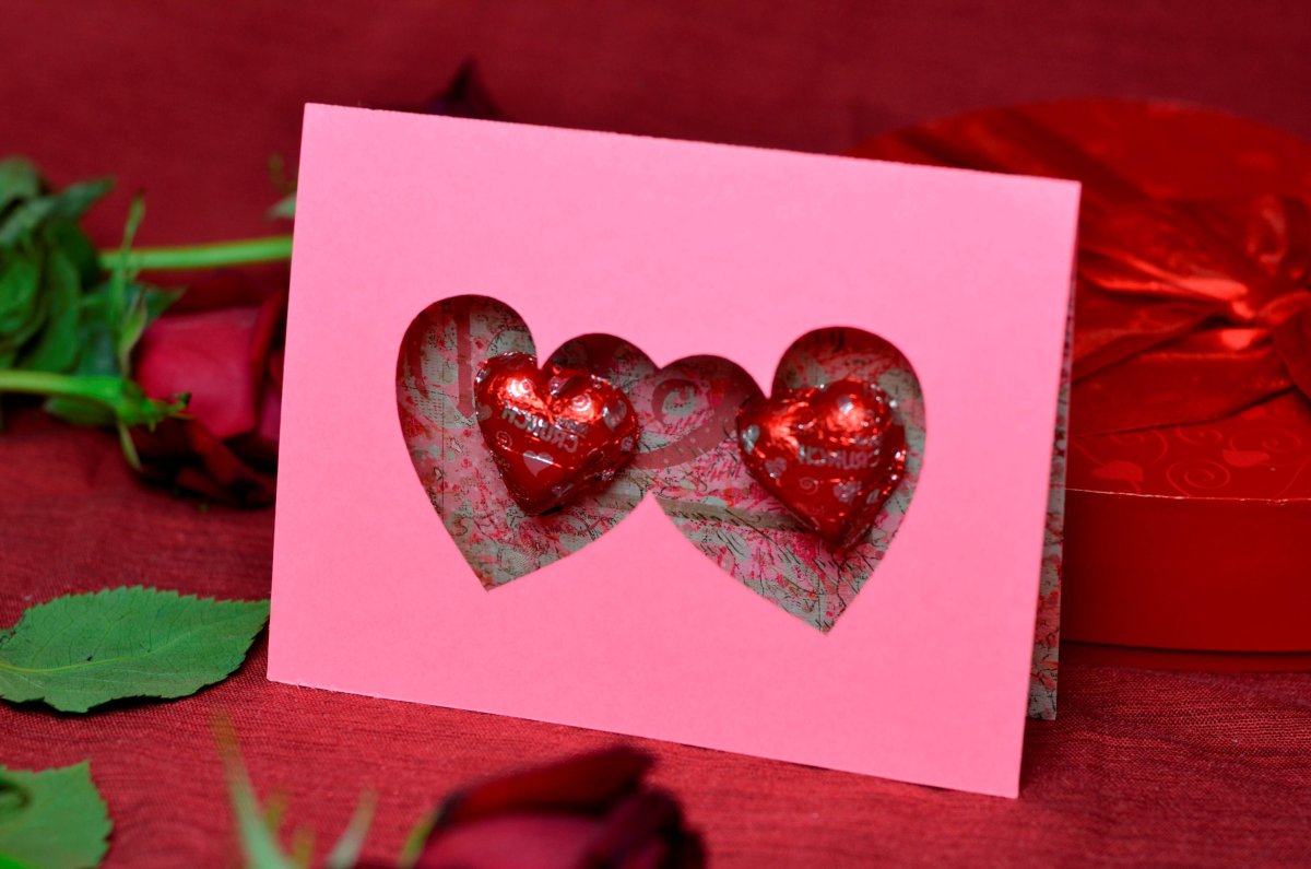 Три простые открытки ко Дню Влюблённых
