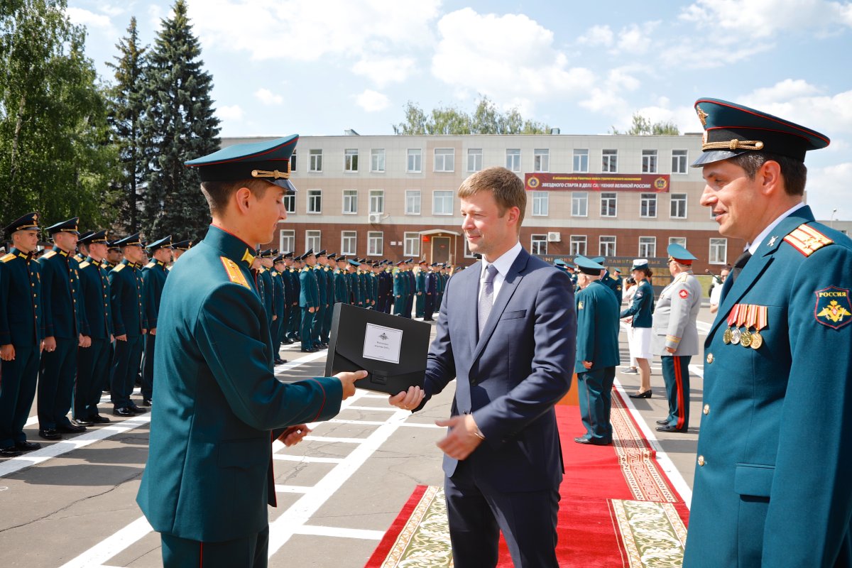 академия петра великого в москве