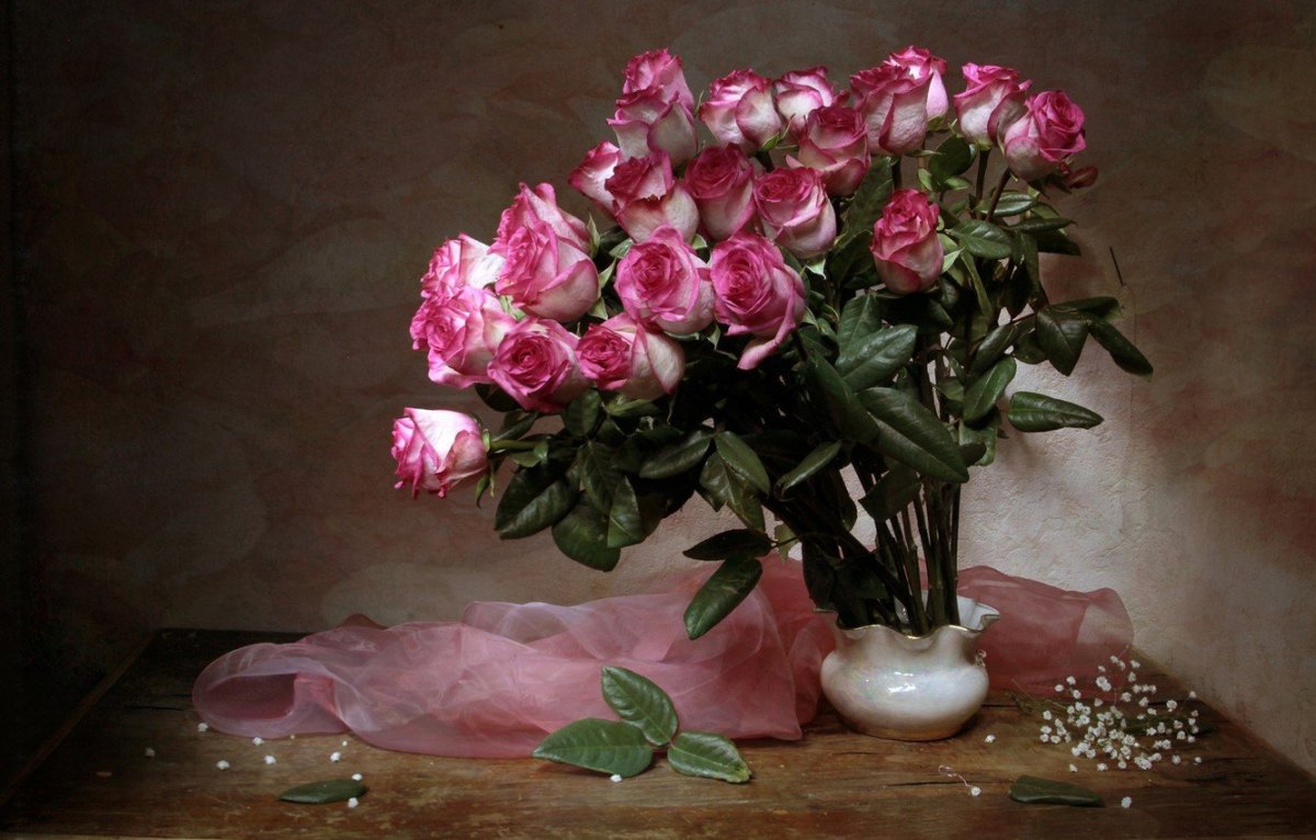Фотообои Цветы в вазе