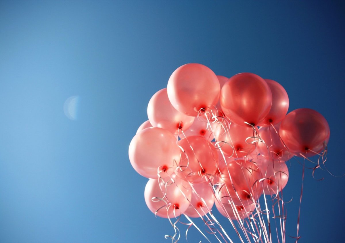 Дышу шарами. Цветы шары. Воздушный шарик. Красивые воздушные шарики. Шарики воздушные картинки.