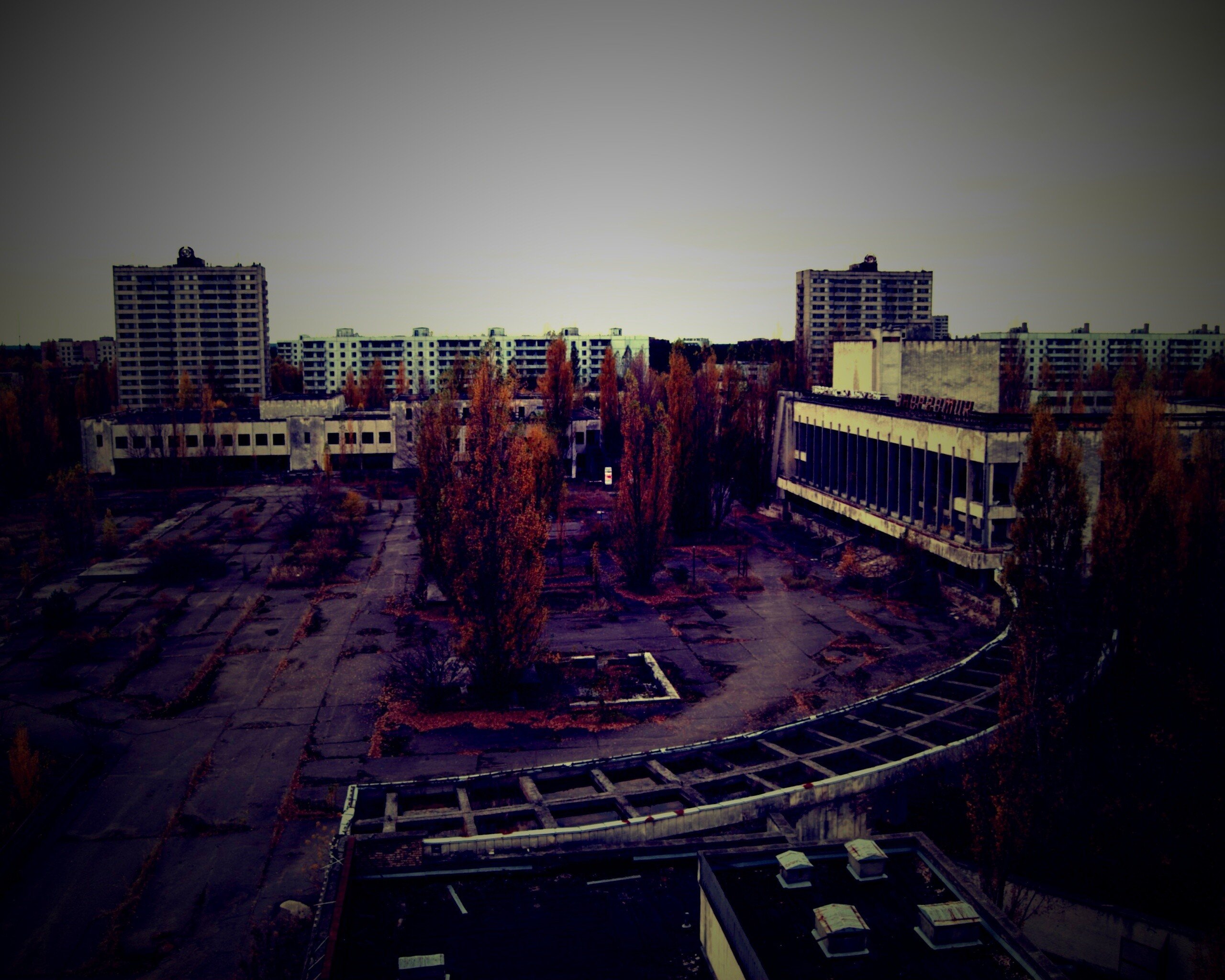 Припять. Город Припять 2021. Чернобыль Припять 2021. Припять 2002. Припять площадь.