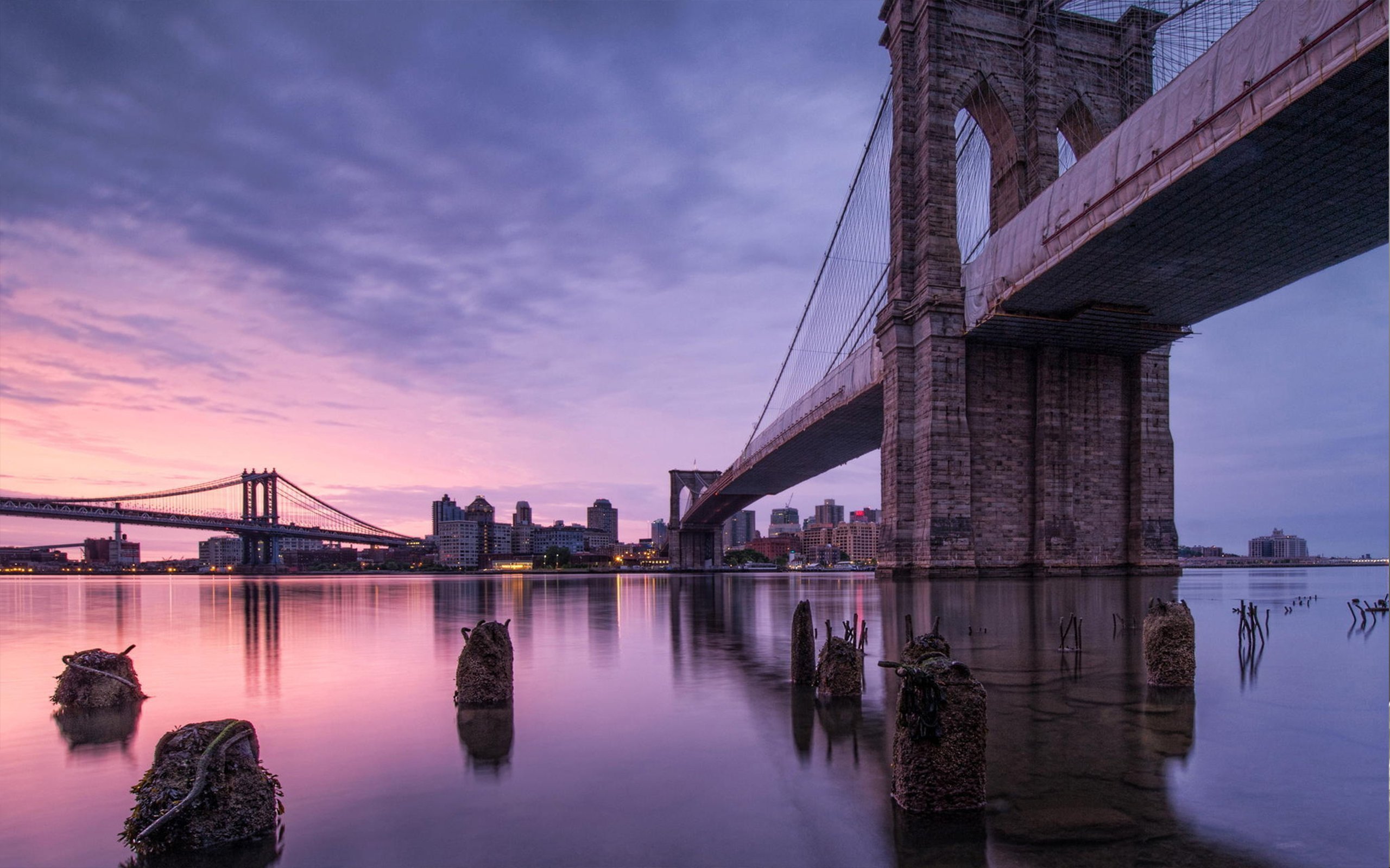 They the new bridge. Бруклинский мост Нью-Йорк. Нью Йорк Эстетика Бруклинский мост. Архитектура Нью-Йорка Бруклинский мост. Нью-Йорк обои Бруклинский мост.