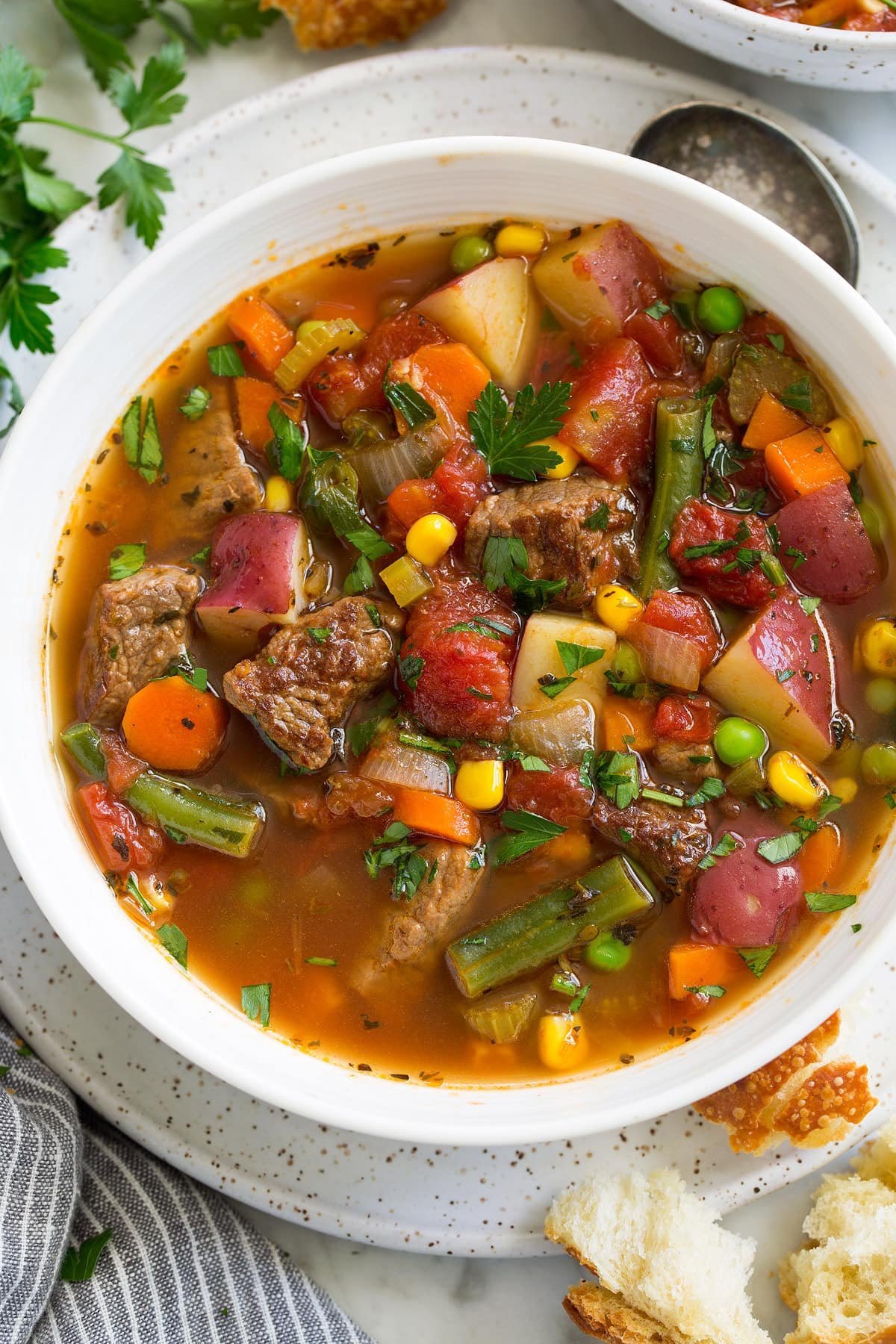 Суп с говядиной рецепты вкусные и простые. Шурпа юшка. Мясной суп. Для супа. Овощной суп с говядиной.