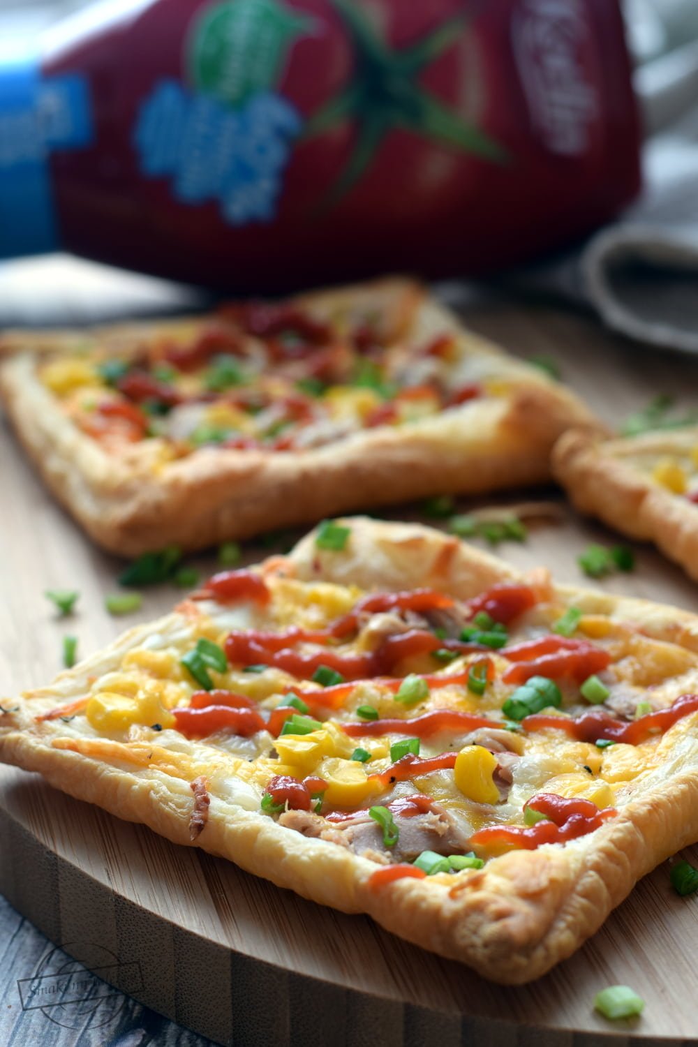 пицца из слоеного дрожжевого теста фото