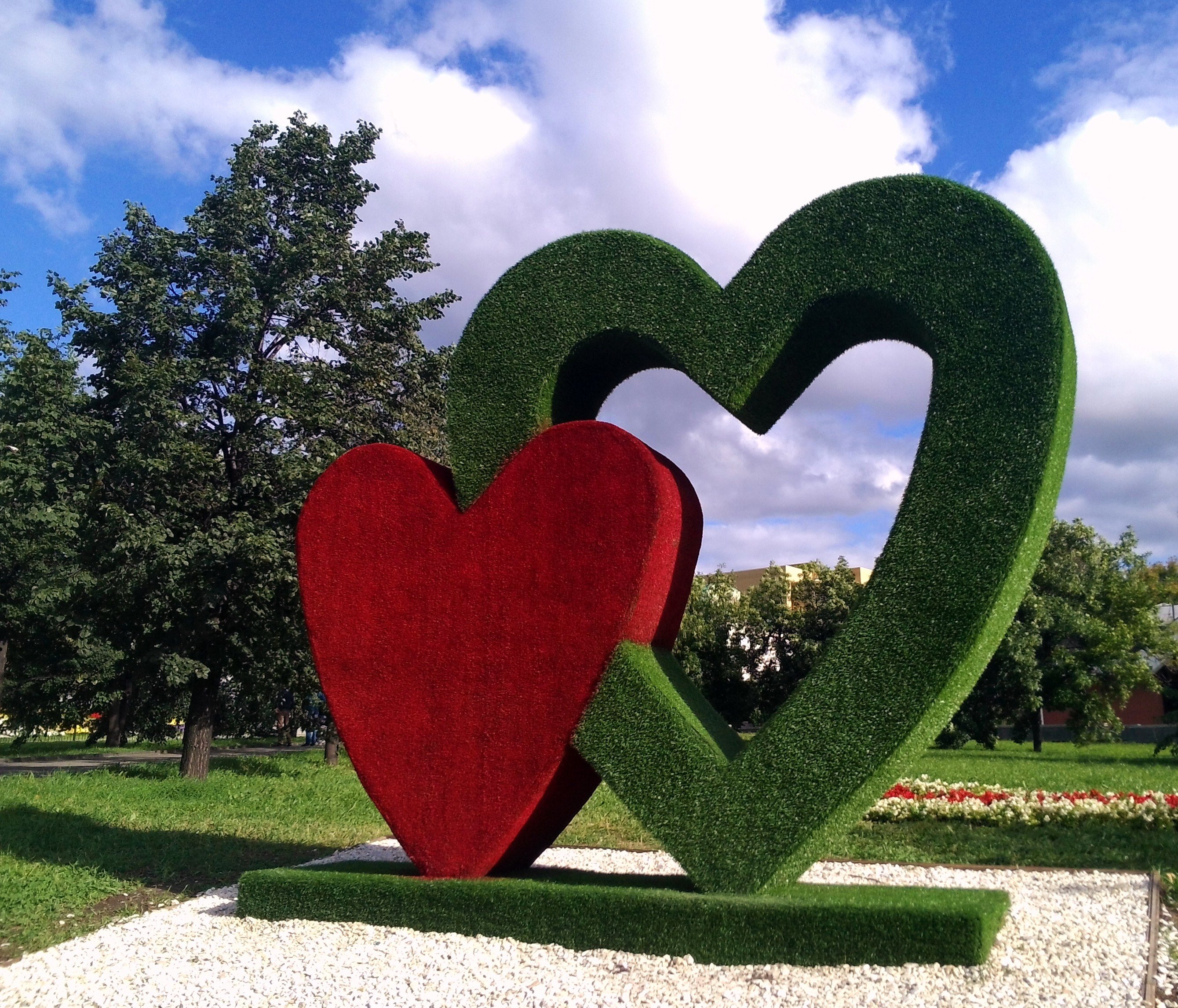 Любимый краснодарский край. Сердечко. Арт объект сердце. Скульптура в виде сердечка. Памятник в виде сердца.