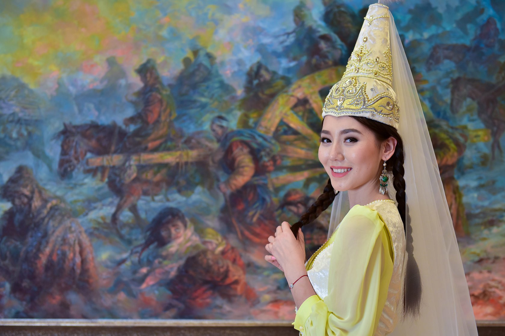 Самое красивое казахское. Казашка в национальном костюме. Национальная одежда казахов. Казак кызы. Казахская принцесса.
