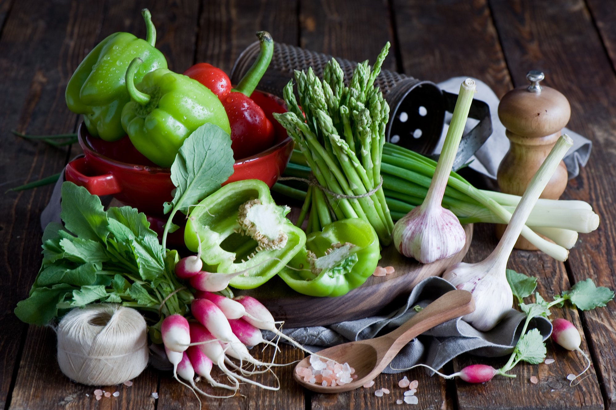 Кабачки капуста грибы. Овощи на столе. Овощи и зелень. Красивые овощи. Свежие овощи и зелень.