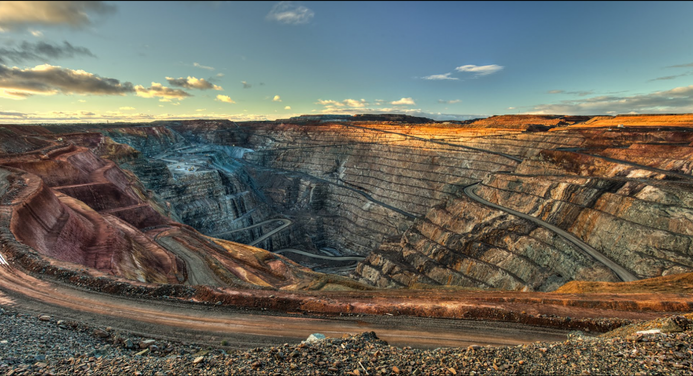 Супер пит карьер в Австралии. Горнодобывающая промышленность Австралии. Бингем каньон полиметаллические руды месторождения США. Super Pit Gold mine Западная Австралия. Горнорудная промышленность урала обеспечивает
