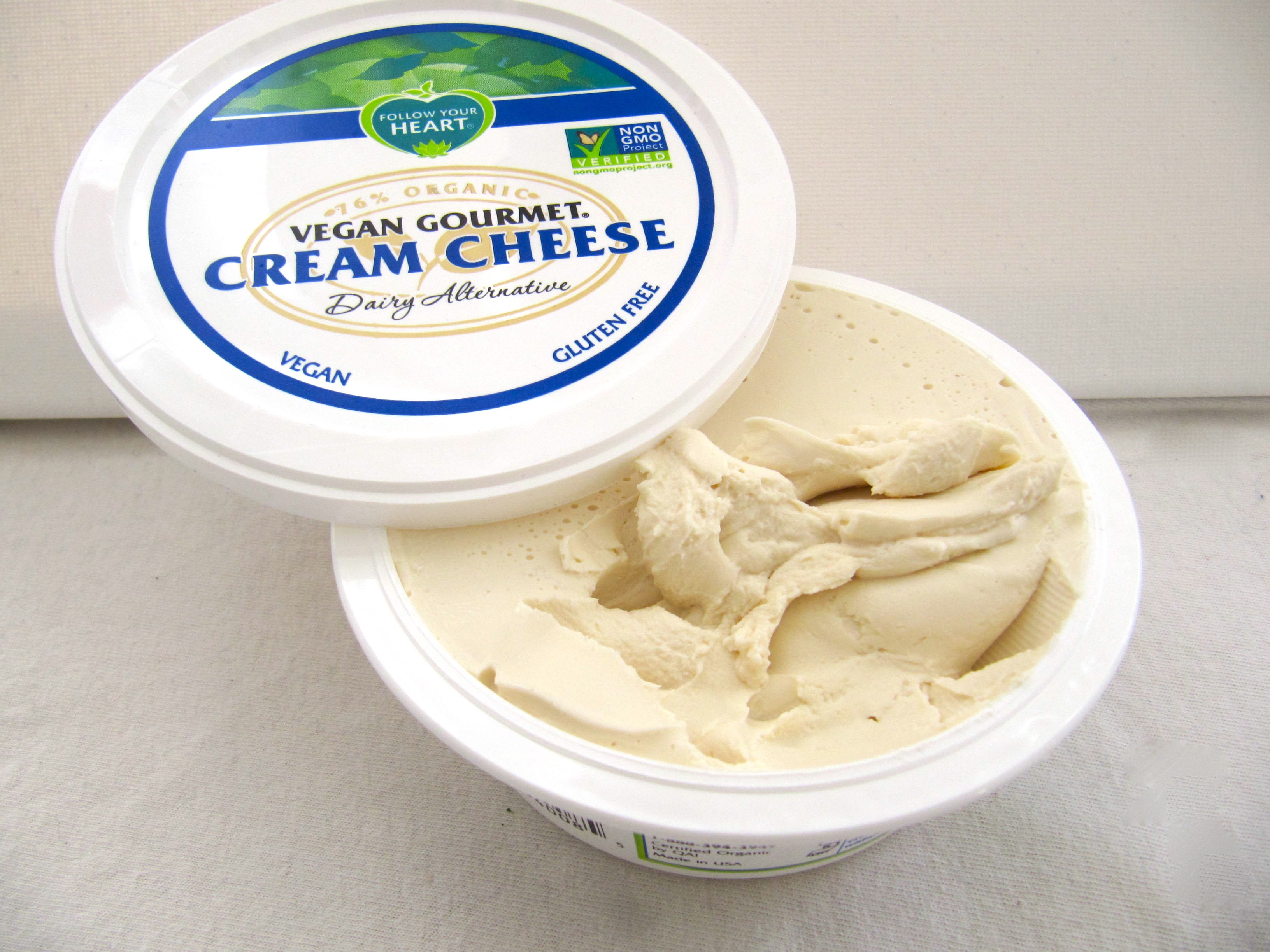 Творожный сыр для крема чиз фото. Крем чиз маскарпоне. Сливочный сыр крем чиз. Сыр маскарпоне для крема чиз. Сыр сливочный крем чиз Cream Cheese.