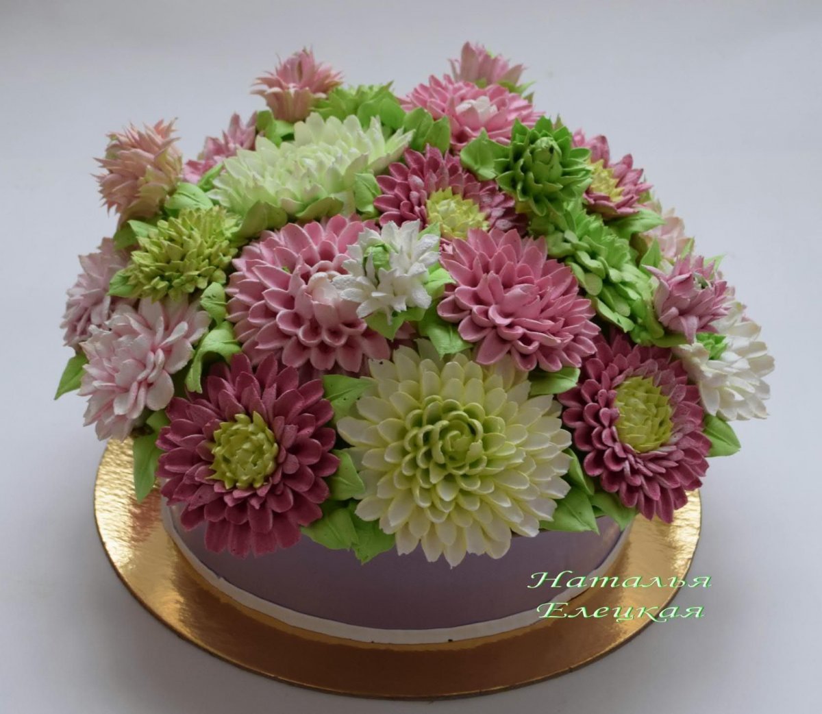 Торт с хризантемами живыми - 55 фото