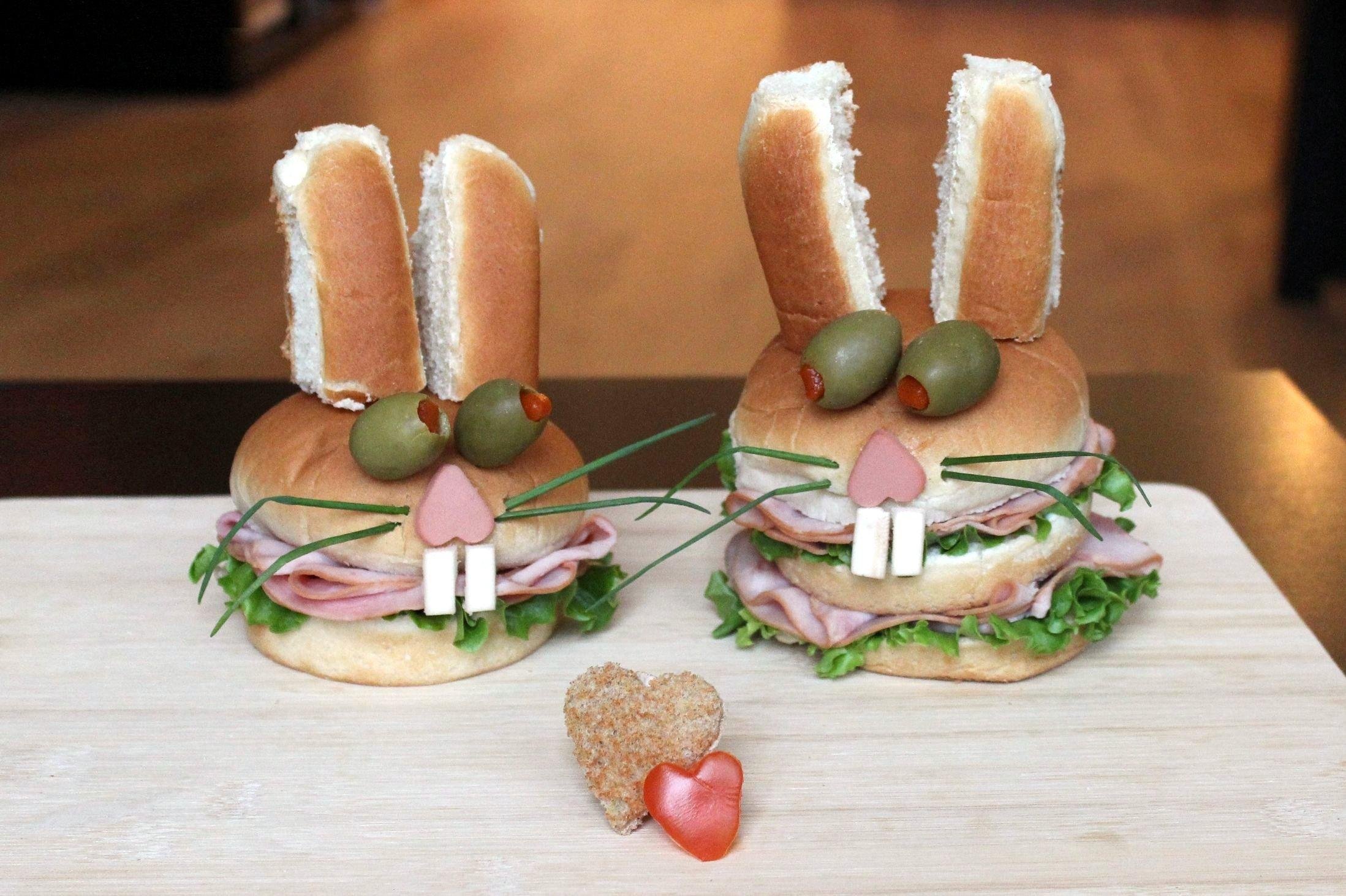 Ингредиенты для «Смешные бутерброды с творогом от Белоснежки»: