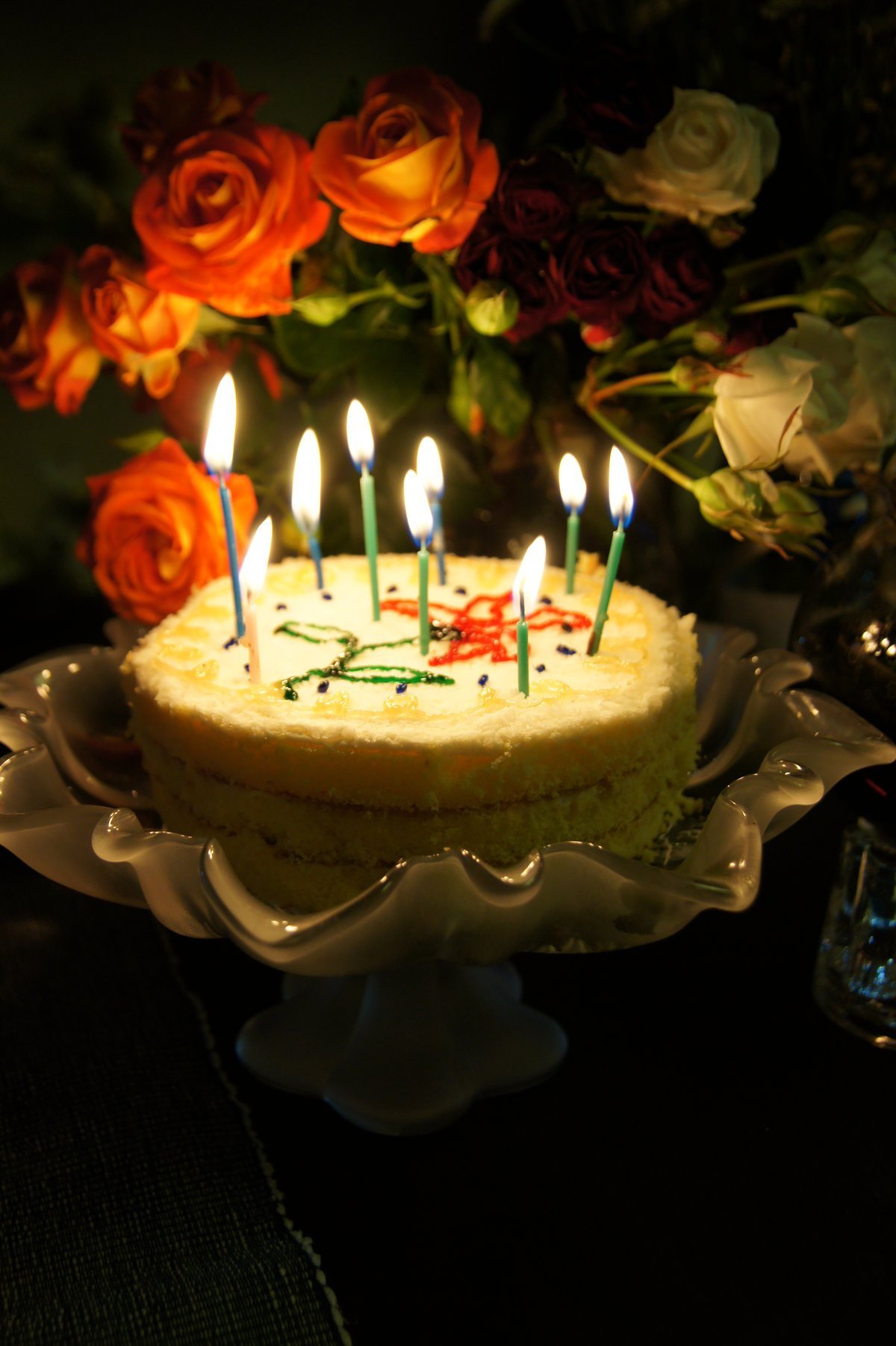 Видео торт свечи. Красивый торт со свечами. Свечи для торта. Свеча в торт "с днем рождения". Тортик со свечами.