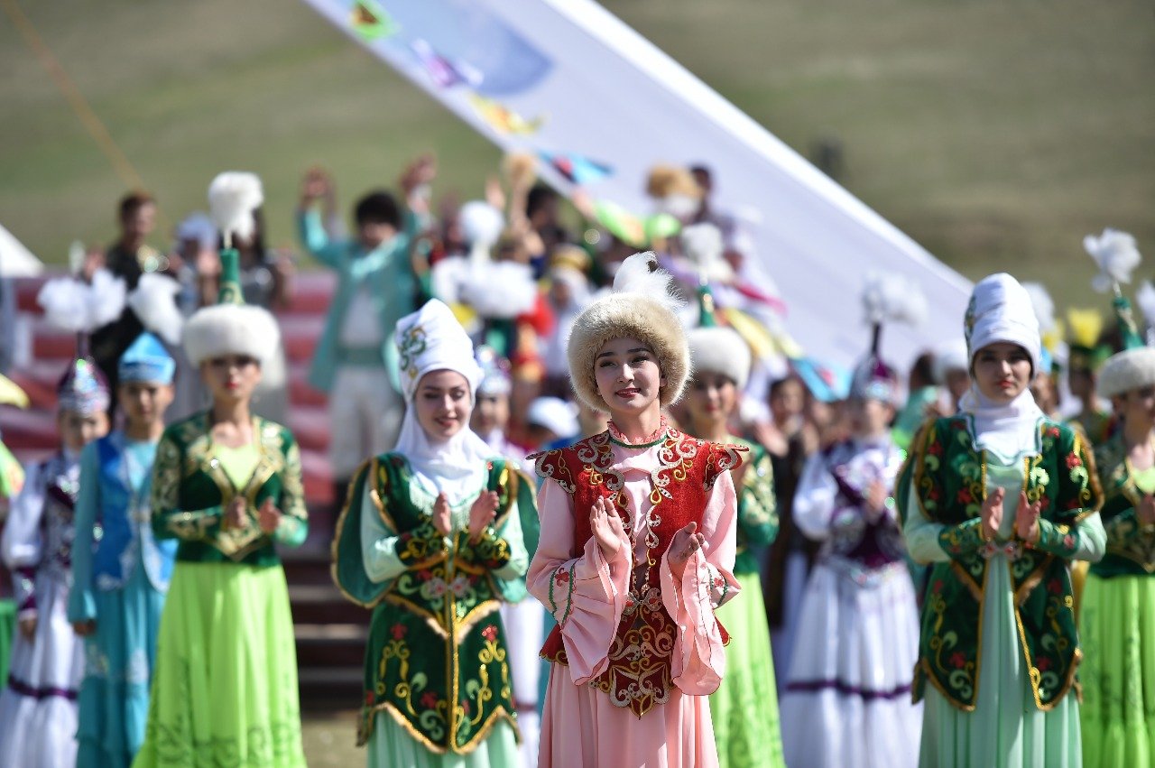 Фото на наурыз. Наурыз. С праздником Наурыз. Наурыз в Казахстане. Празднование Наурыза в Казахстане.