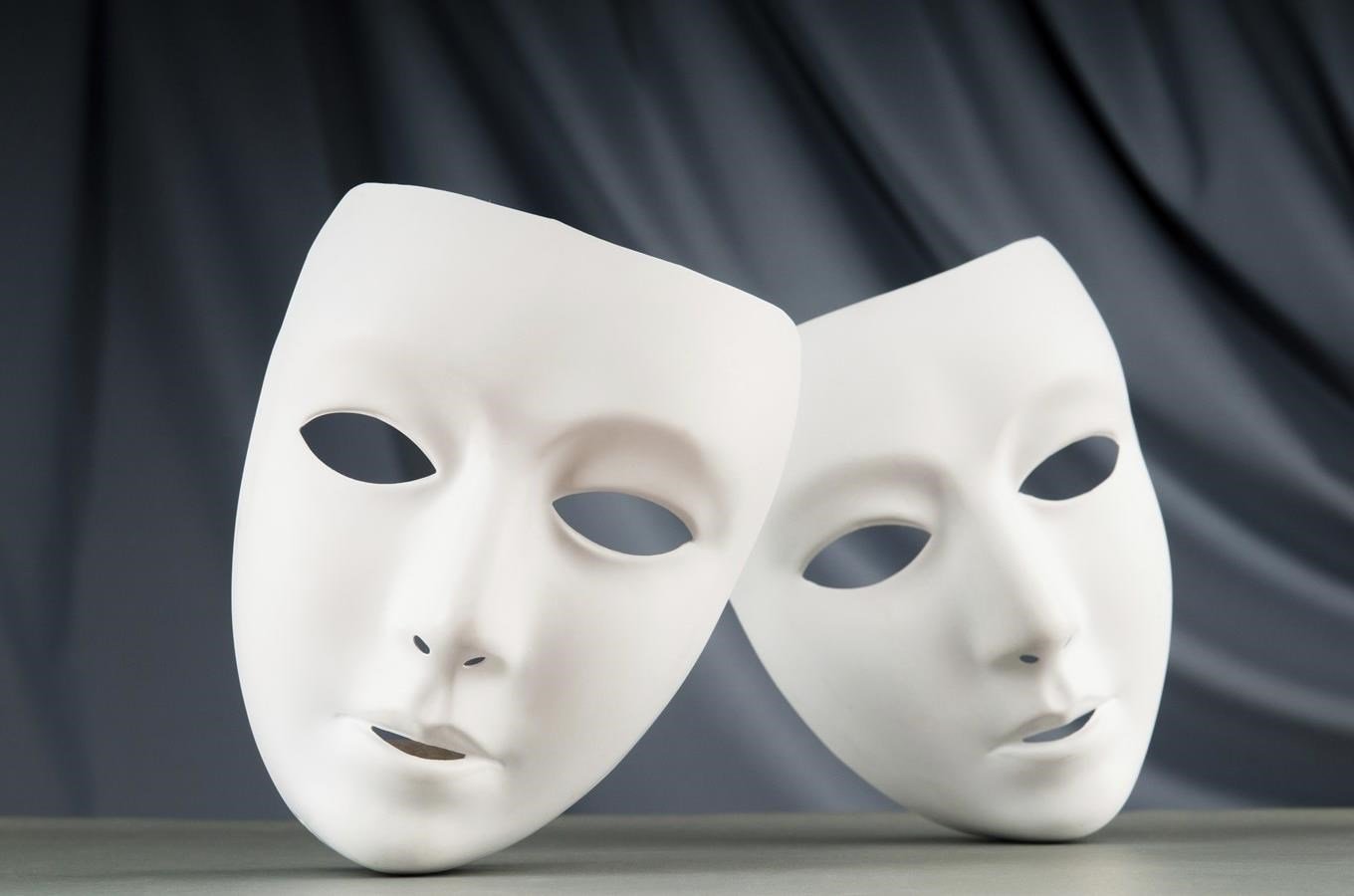 Виды масок. Театральные маски. Белая Театральная маска. Сценическая маска. Маски эмоции.