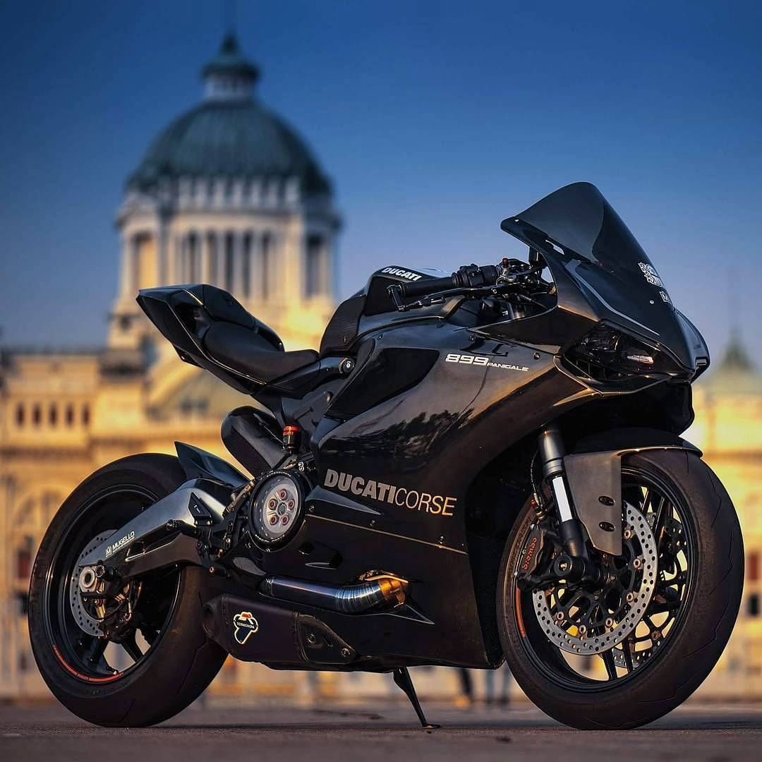 Покажи картинки мотоцикла. Спортбайк Ямаха Кавасаки. Спортбайки 2020 Yamaha. Yamaha r6 черный. Спортбайк Кавасаки черный.