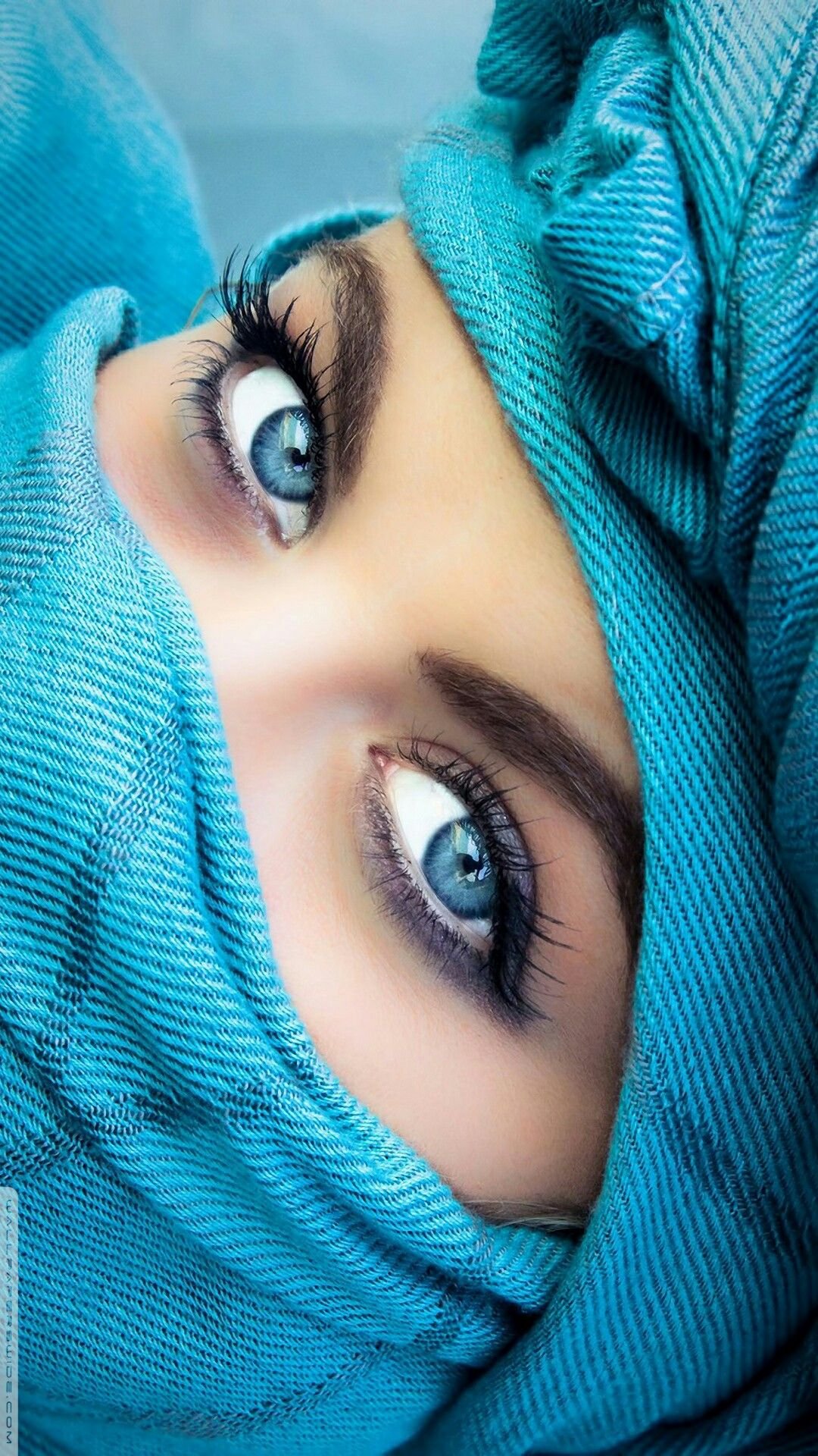 Голубые глаза прекрасны. Голубые глаза. Красивые глаза. Сияние глаз. Женские глаза.