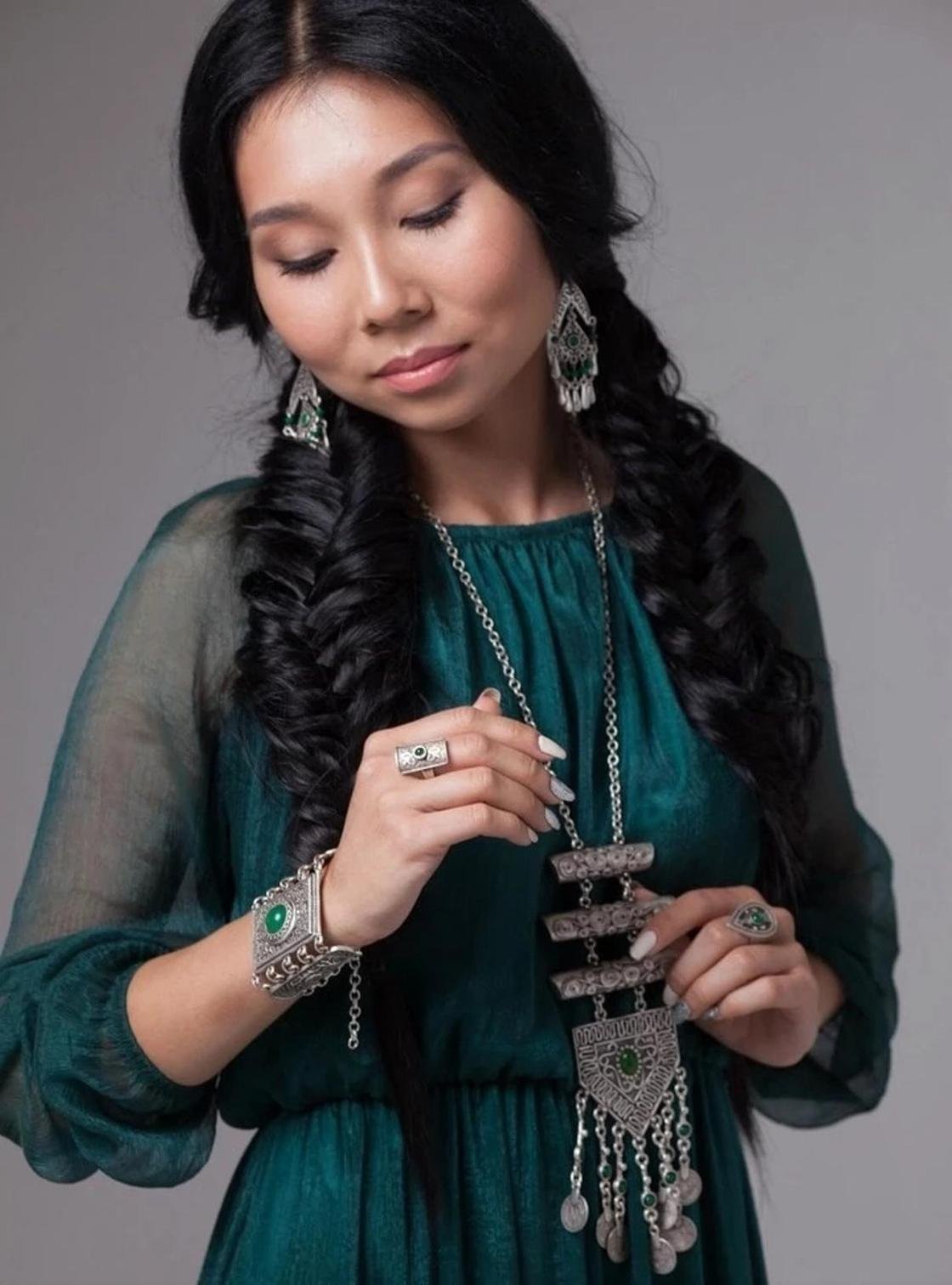 Красивые киргизы. Казахи. Казахские люди. Как выглядят казашки. Казашки внешность.