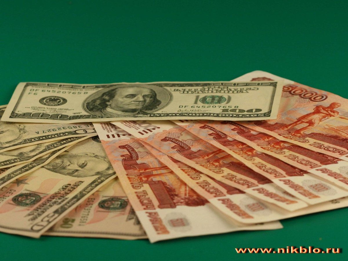 80 000 в рублях. Изображение денег. Деньги рубли. Деньги картинки. Купюры на зеленом фоне.