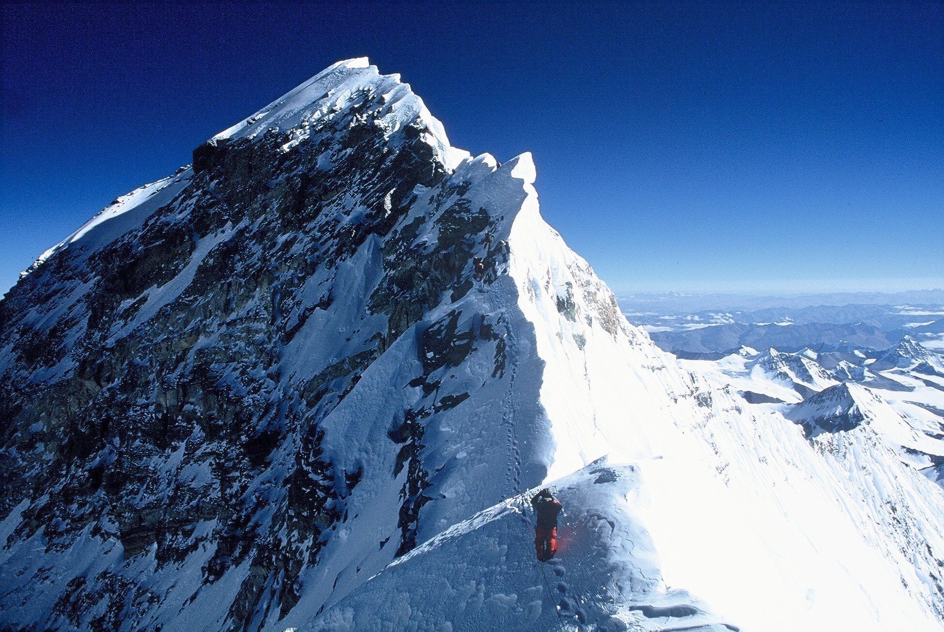 Маунт эверест. Вершина Джомолунгма Эверест. Вершины: гора Джомолунгма (Эверест),. Гора джамалумба. Пик горы Эверест.