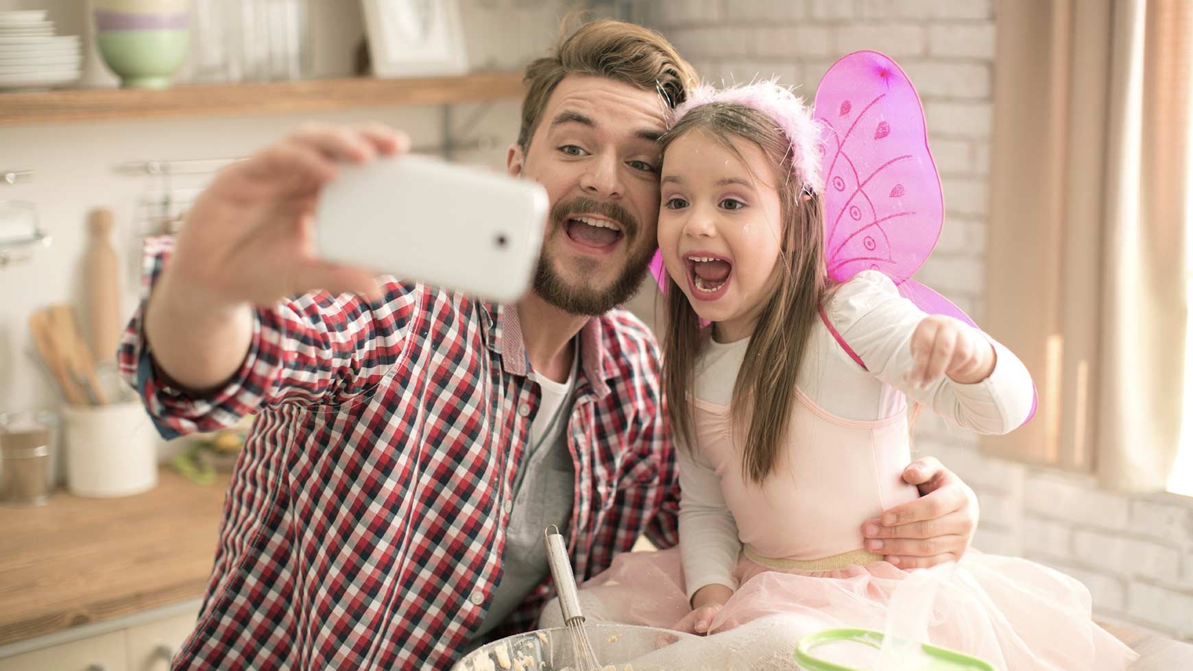 Включи папа family. Отец и дочь. Папа и доча. Фотосессия папа и дочка. Девочка с папой.