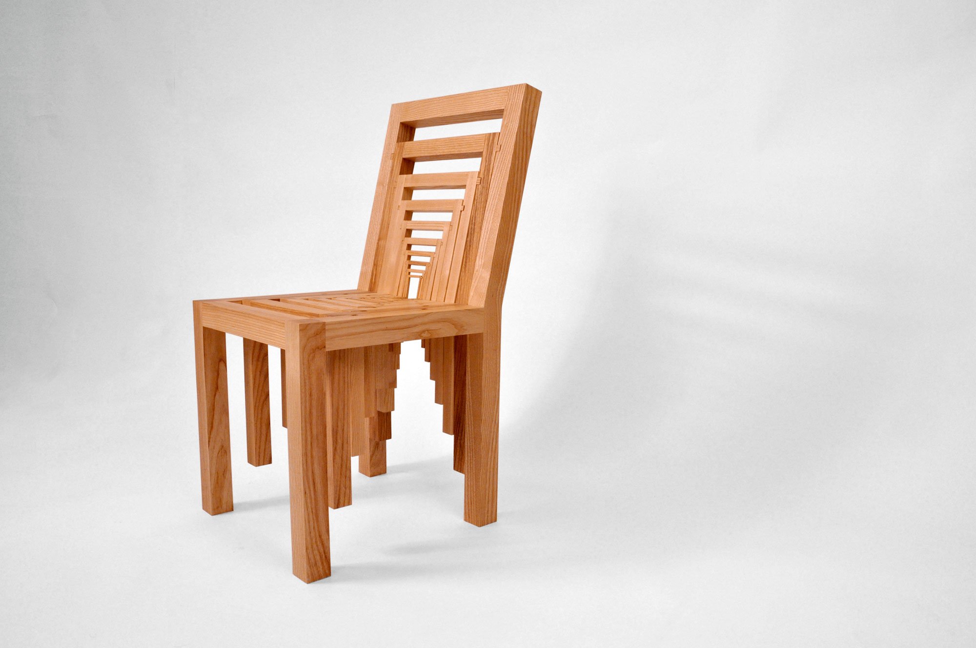 Интересные стулья из дерева
