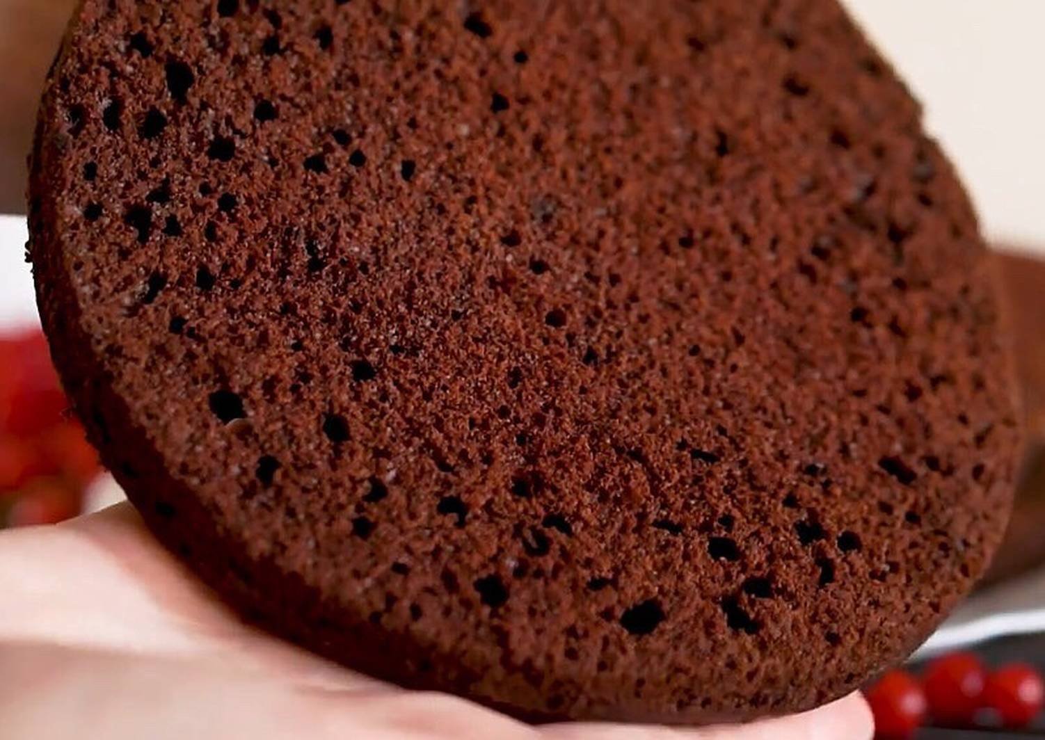 Самый шоколадный бисквит. Шоколадный торт на кипятке. Шоколадный бисквит. Шоколадный шифоновый бисквит. Влажный шоколадный бисквит.