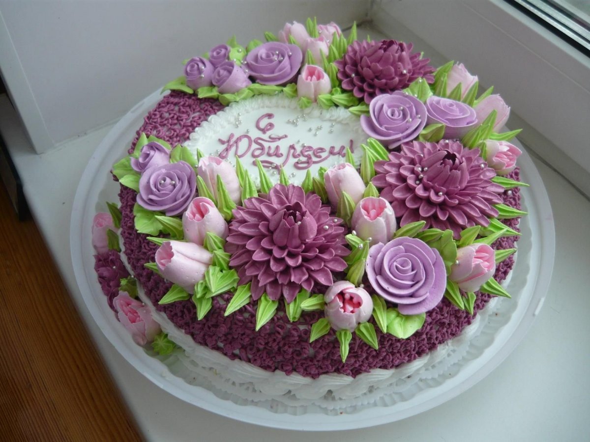 Торт с цветочками из крема - 77 фото