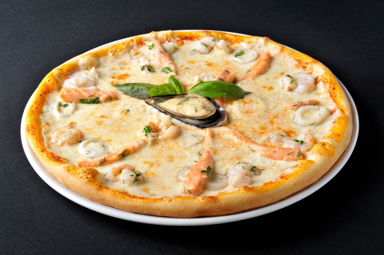 пицца с морепродуктами сливочным соусом фото 22