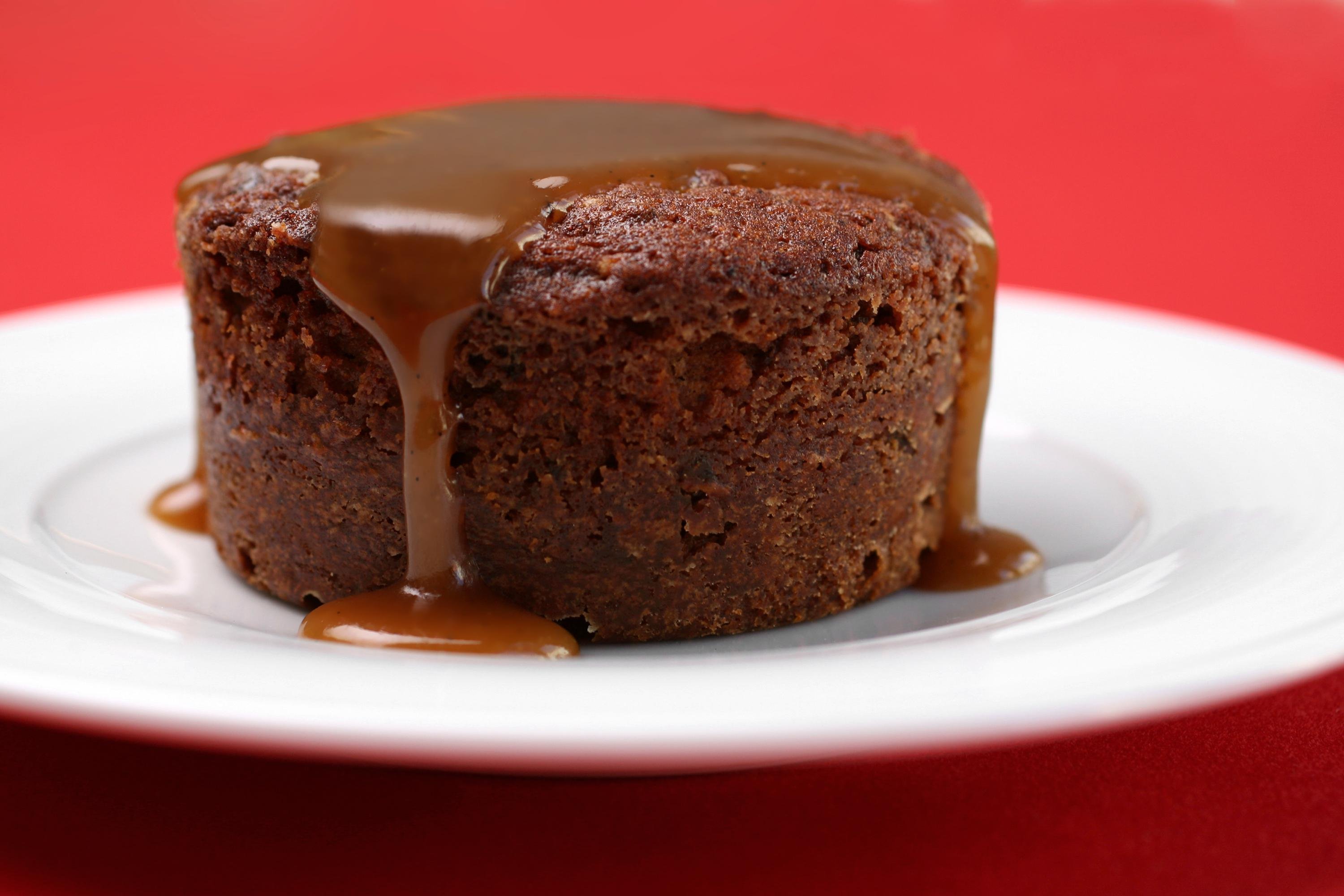 Английские десерты. Тоффи пудинг. Английский Тоффи пудинг. Sticky Toffee Pudding. Стики Тоффи.