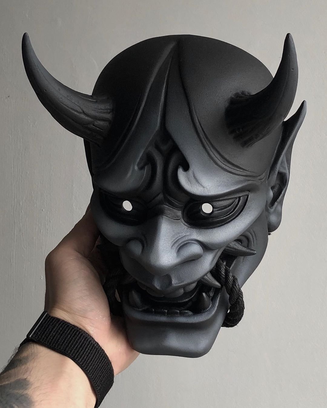 Японская маска они. Маска Hannya демон. Японская маска Hannya самурая. Маска японского демона Хання. Hannya японский демон маска.