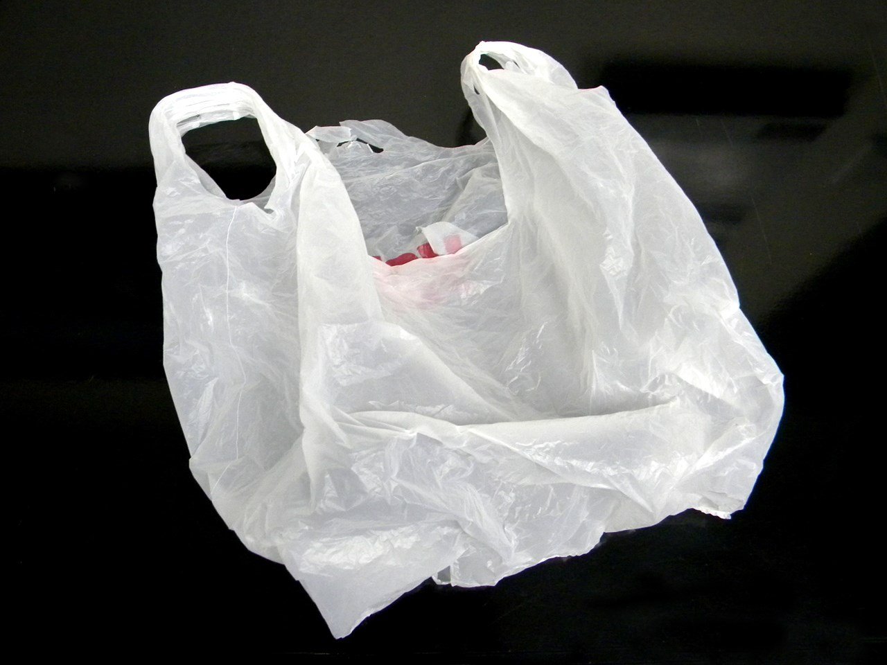 Мешки из полиэтилена. Полиэтиленовый пакет. Полиэтилен пакет. Полиэтиленовый пакет для упаковки. Большие пластиковые пакеты.