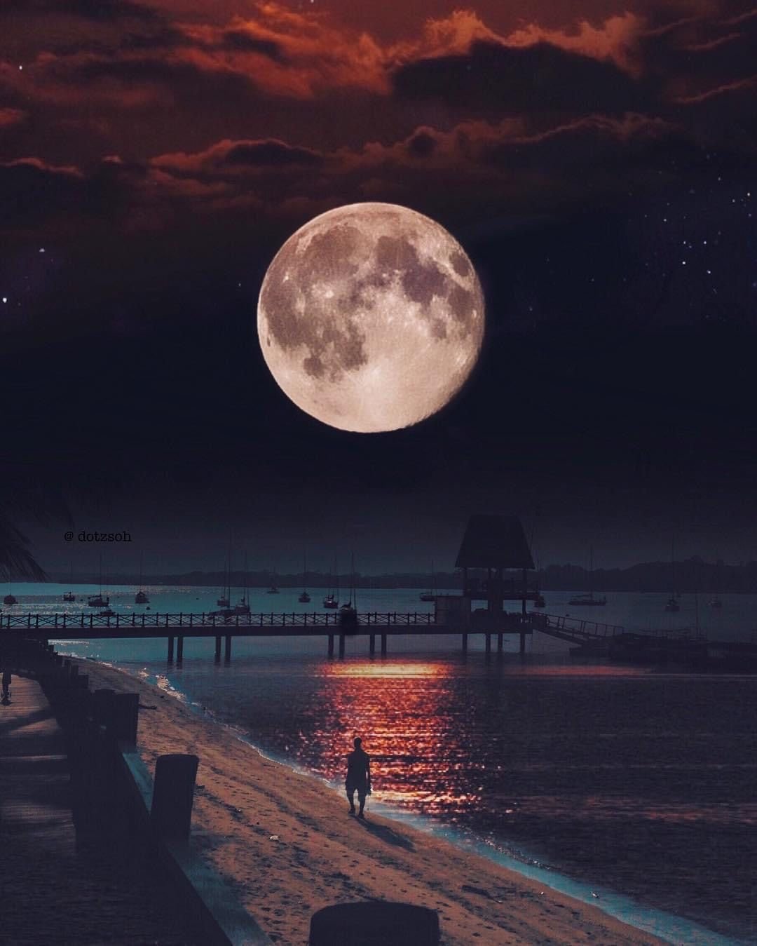 Ночь укрывшая мир. Ночь Луна. Ночная Луна. Красивая ночь. Луна звезды море.