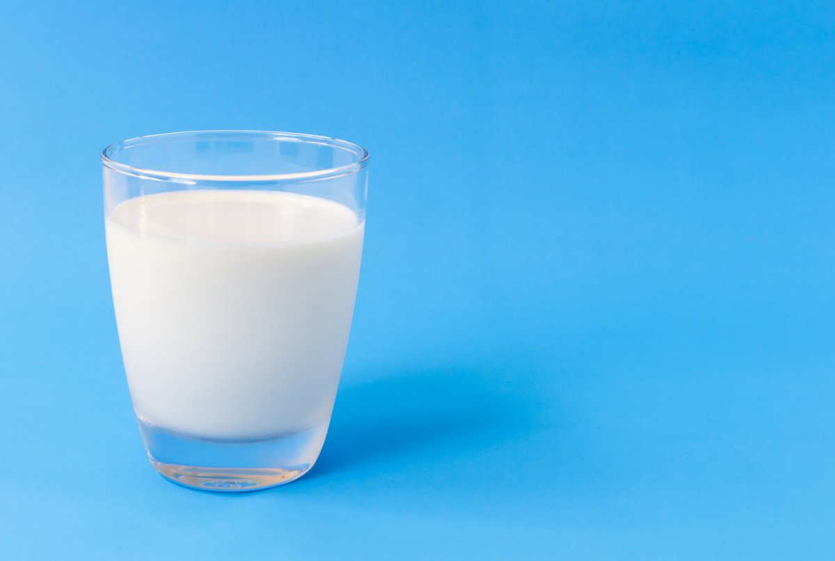 Картинка стакан молока