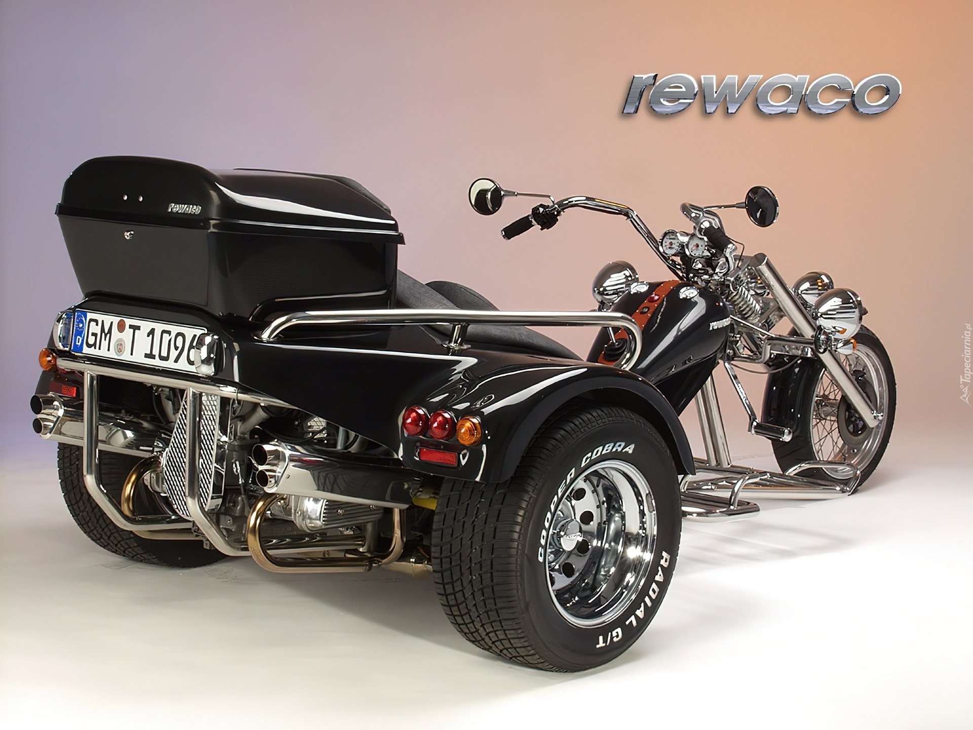 Производство трициклов. Трайк Ревако 800. Трицикл Аякс 250. Трайк Triumph Rewaco. Мото Трайки трициклы.